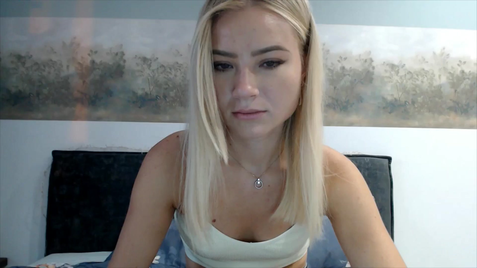Gallery image thumbnail from fiancee's myfreecams stream on, 08/22/2025, 03:00 image 7 of 20