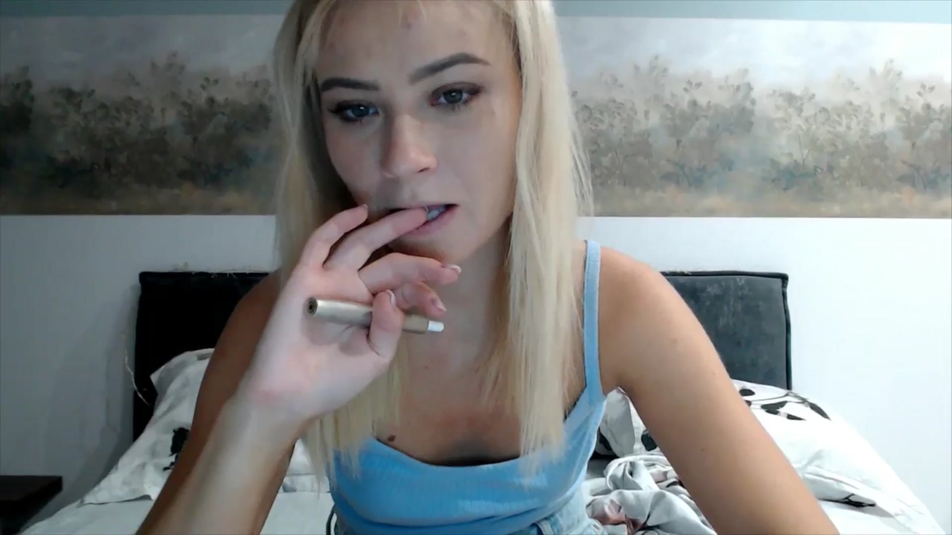 Gallery image thumbnail from fiancee's myfreecams stream on, 09/03/2025, 24:41 image 5 of 20