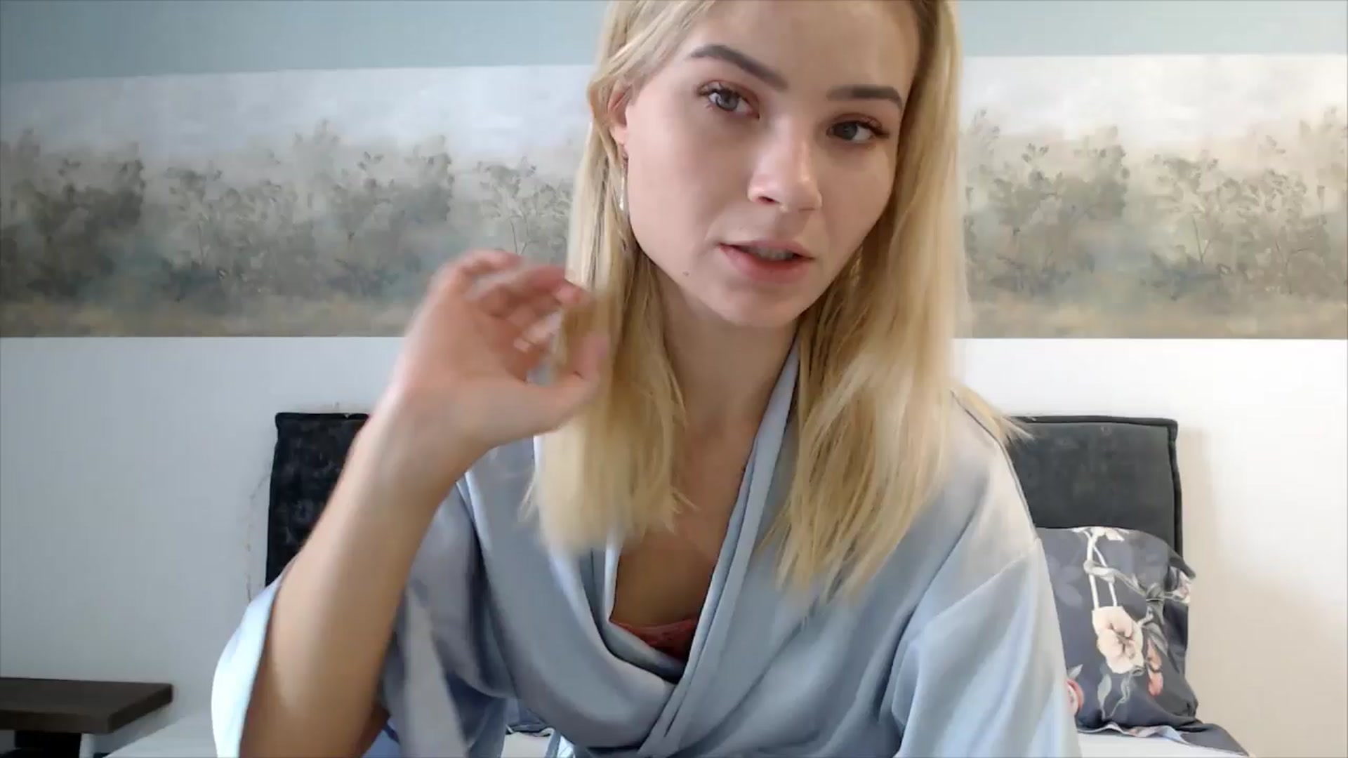 Gallery image thumbnail from fiancee's myfreecams stream on, 09/09/2025, 06:40 image 16 of 20