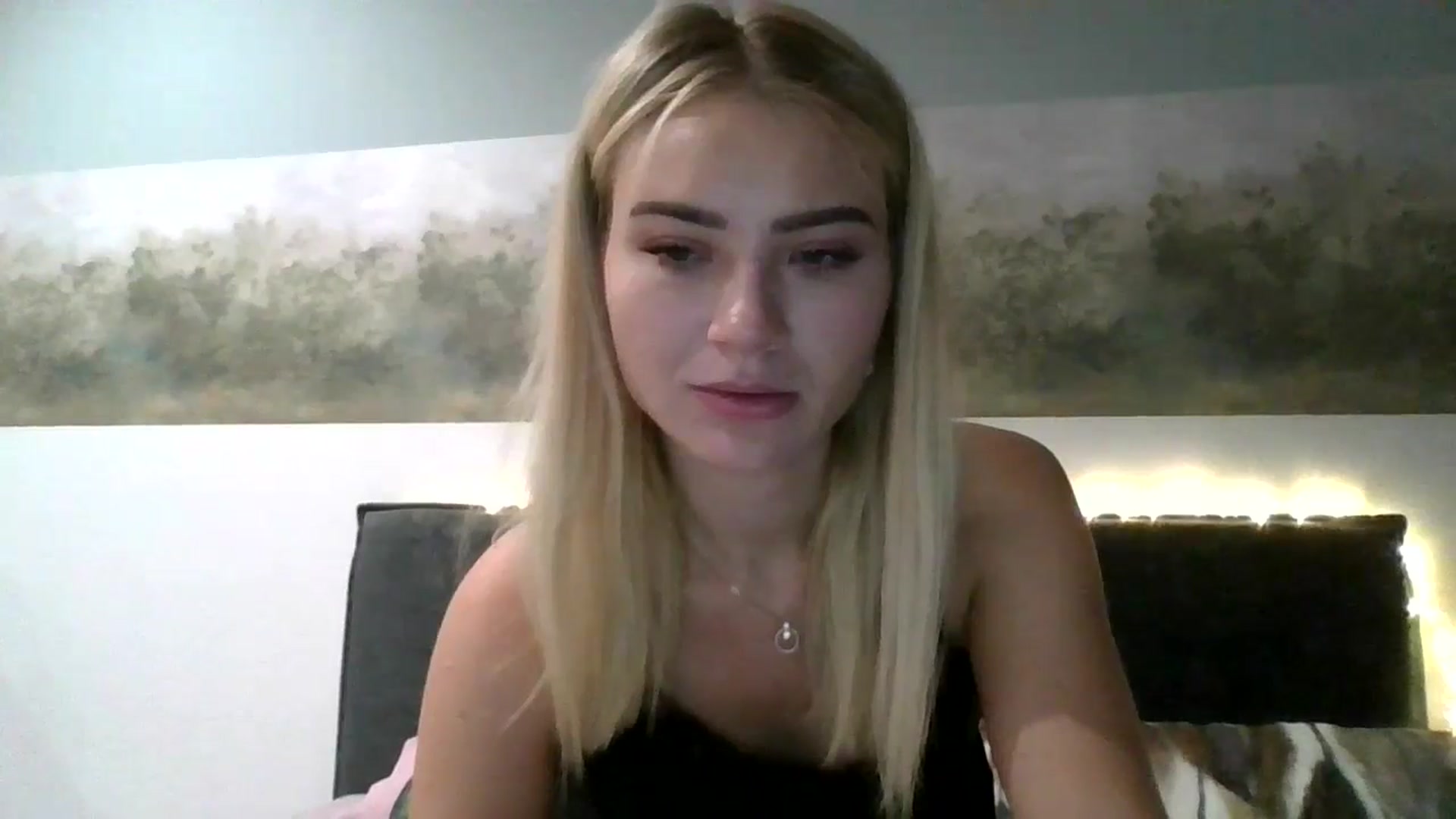 Gallery image thumbnail from fiancee's myfreecams stream on, 09/17/2025, 02:29 image 6 of 20