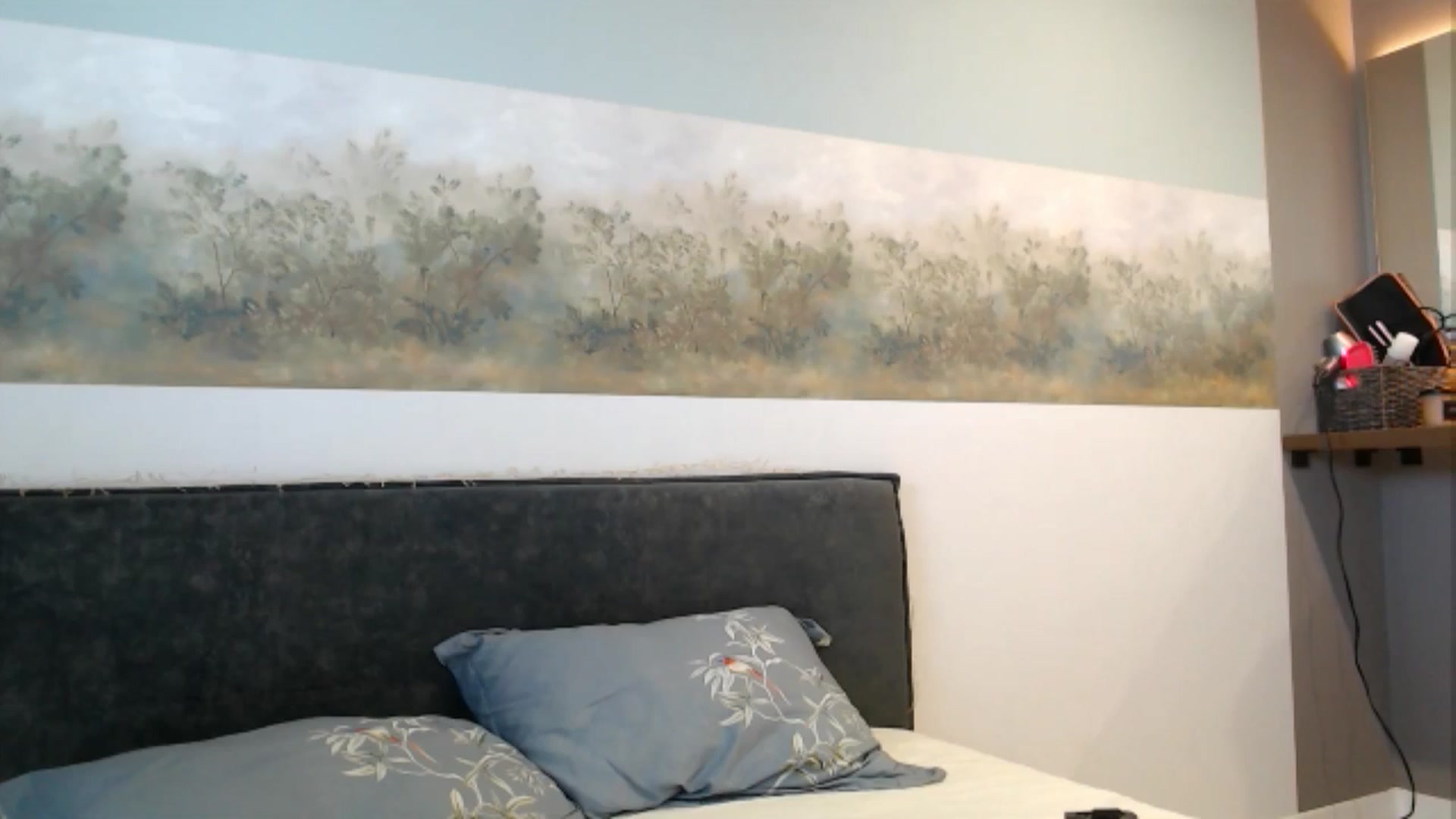 Gallery image thumbnail from fiancee's myfreecams stream on, 09/24/2025, 05:57 image 12 of 20