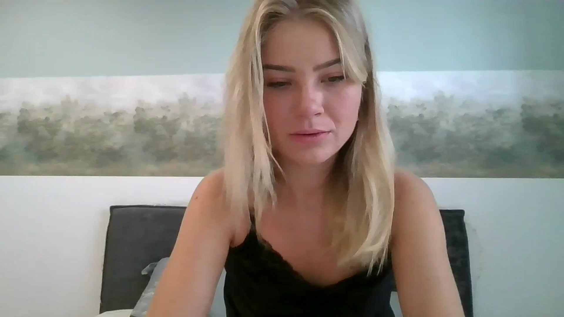 Gallery image thumbnail from fiancee's myfreecams stream on, 09/24/2025, 05:57 image 1 of 20