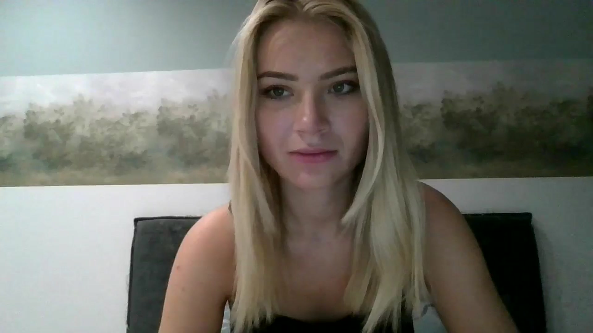 Gallery image thumbnail from fiancee's myfreecams stream on, 09/25/2025, 03:24 image 8 of 20