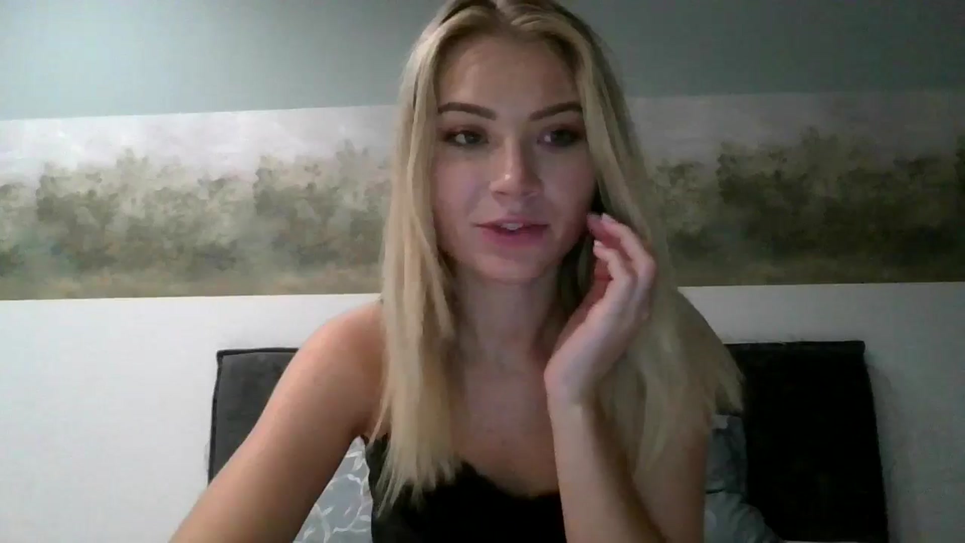 Gallery image thumbnail from fiancee's myfreecams stream on, 09/25/2025, 03:24 image 13 of 20