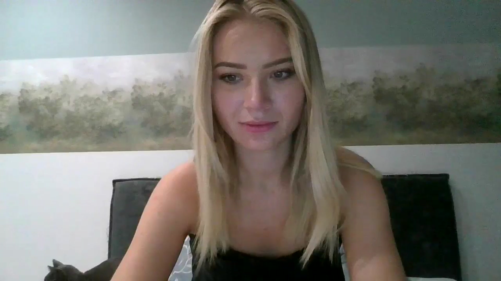 Gallery image thumbnail from fiancee's myfreecams stream on, 09/25/2025, 03:24 image 2 of 20
