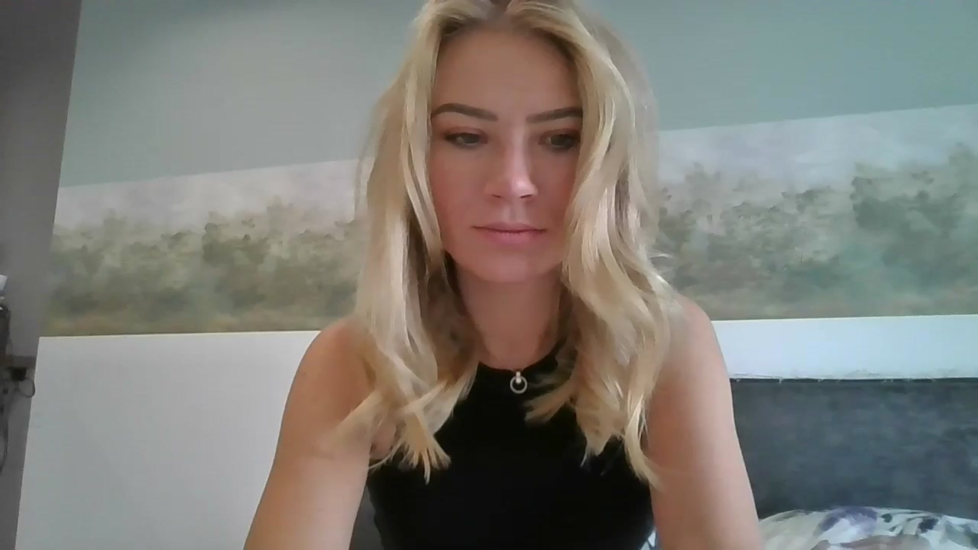 Gallery image thumbnail from fiancee's myfreecams stream on, 09/28/2025, 05:03 image 15 of 20