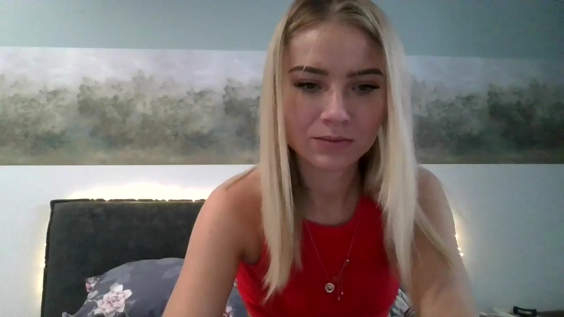 Gallery image thumbnail from fiancee's myfreecams stream on, 10/08/2025, 12:55 image 13 of 20