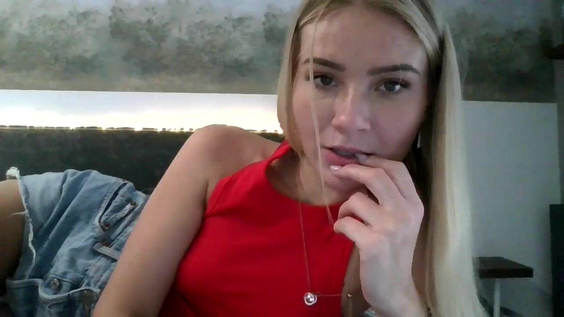 Gallery image thumbnail from fiancee's myfreecams stream on, 10/08/2025, 12:55 image 20 of 20