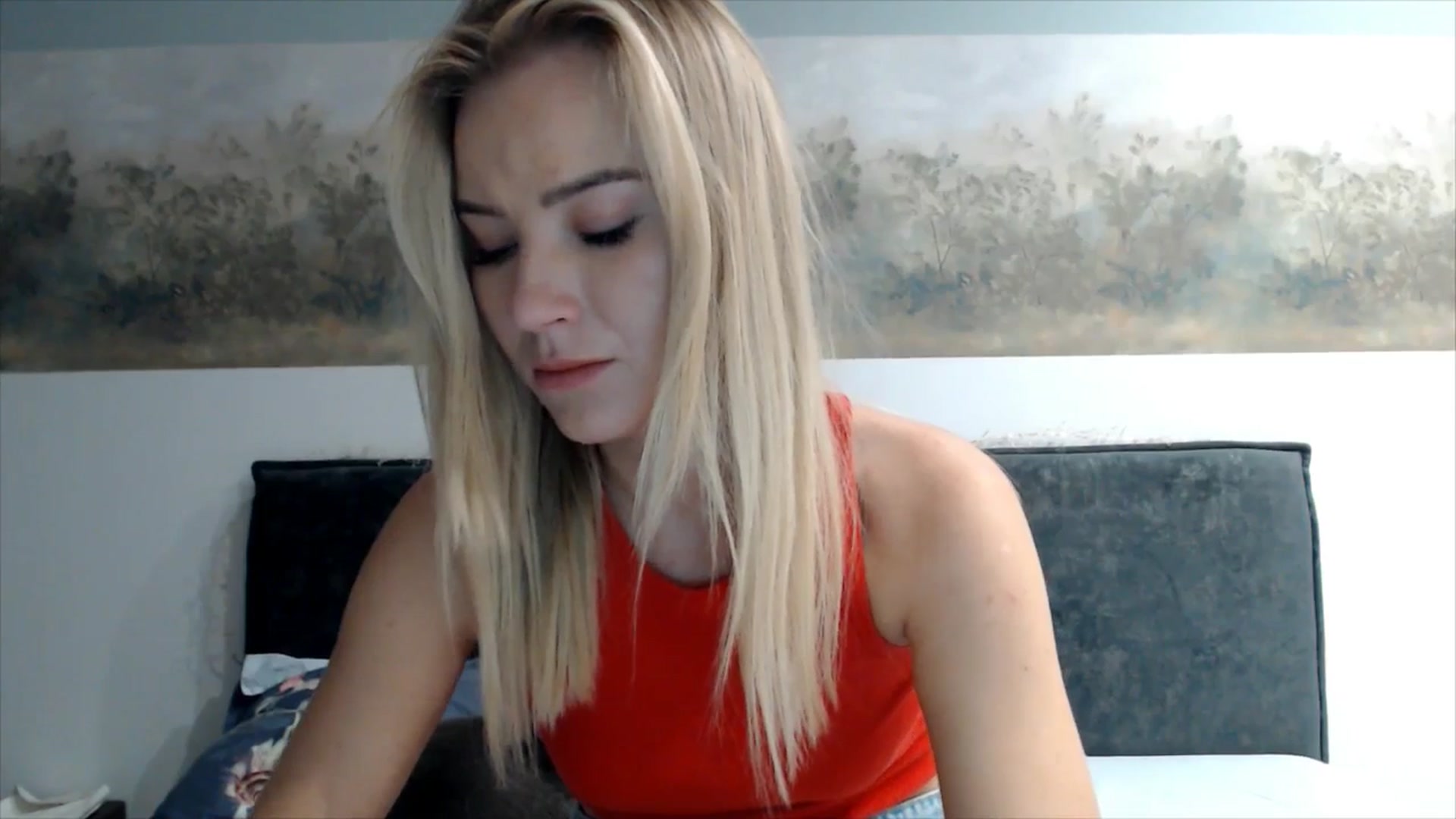 Gallery image thumbnail from fiancee's myfreecams stream on, 10/09/2025, 23:36 image 2 of 20
