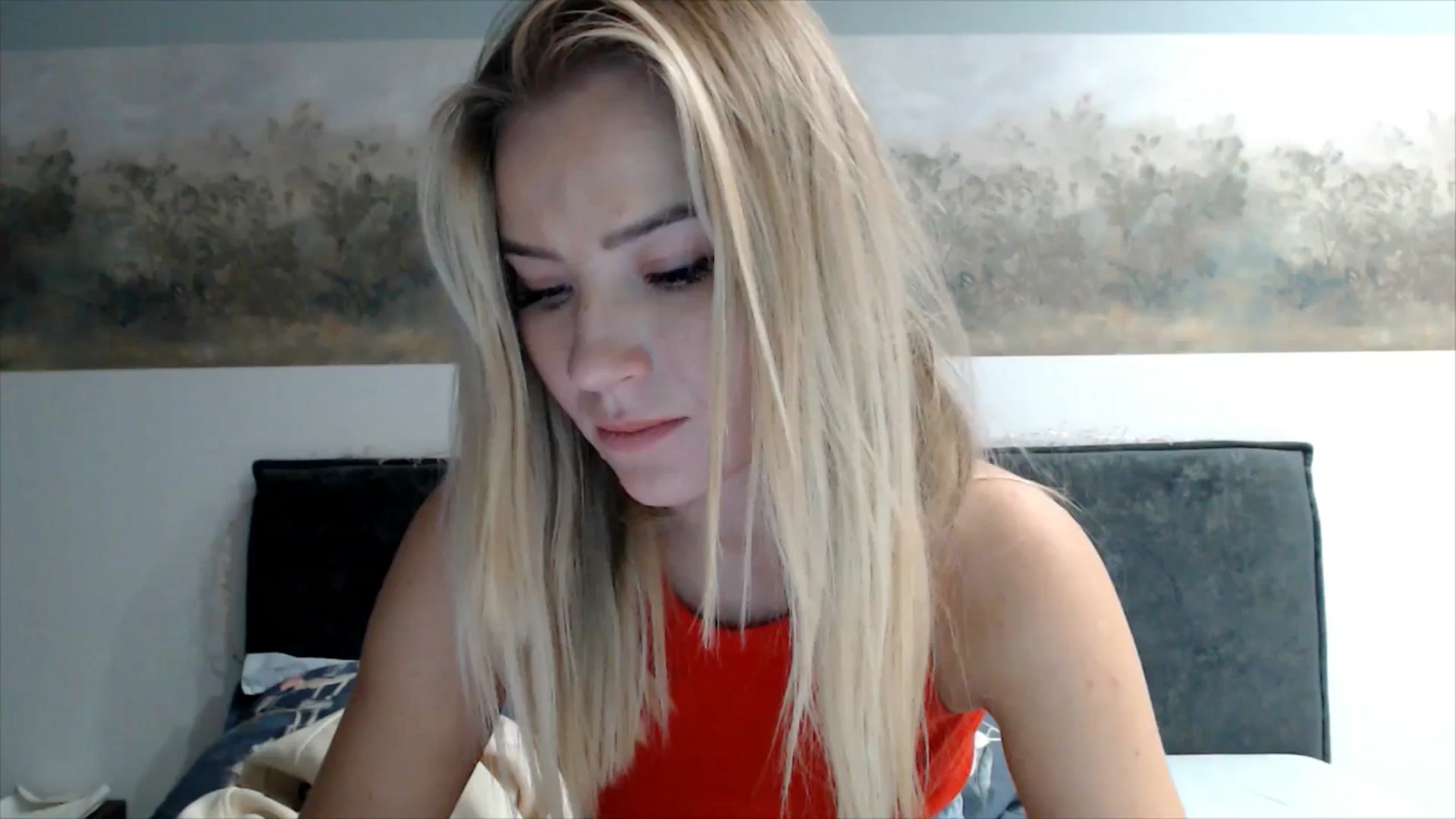 Gallery image thumbnail from fiancee's myfreecams stream on, 10/09/2025, 23:36 image 13 of 20