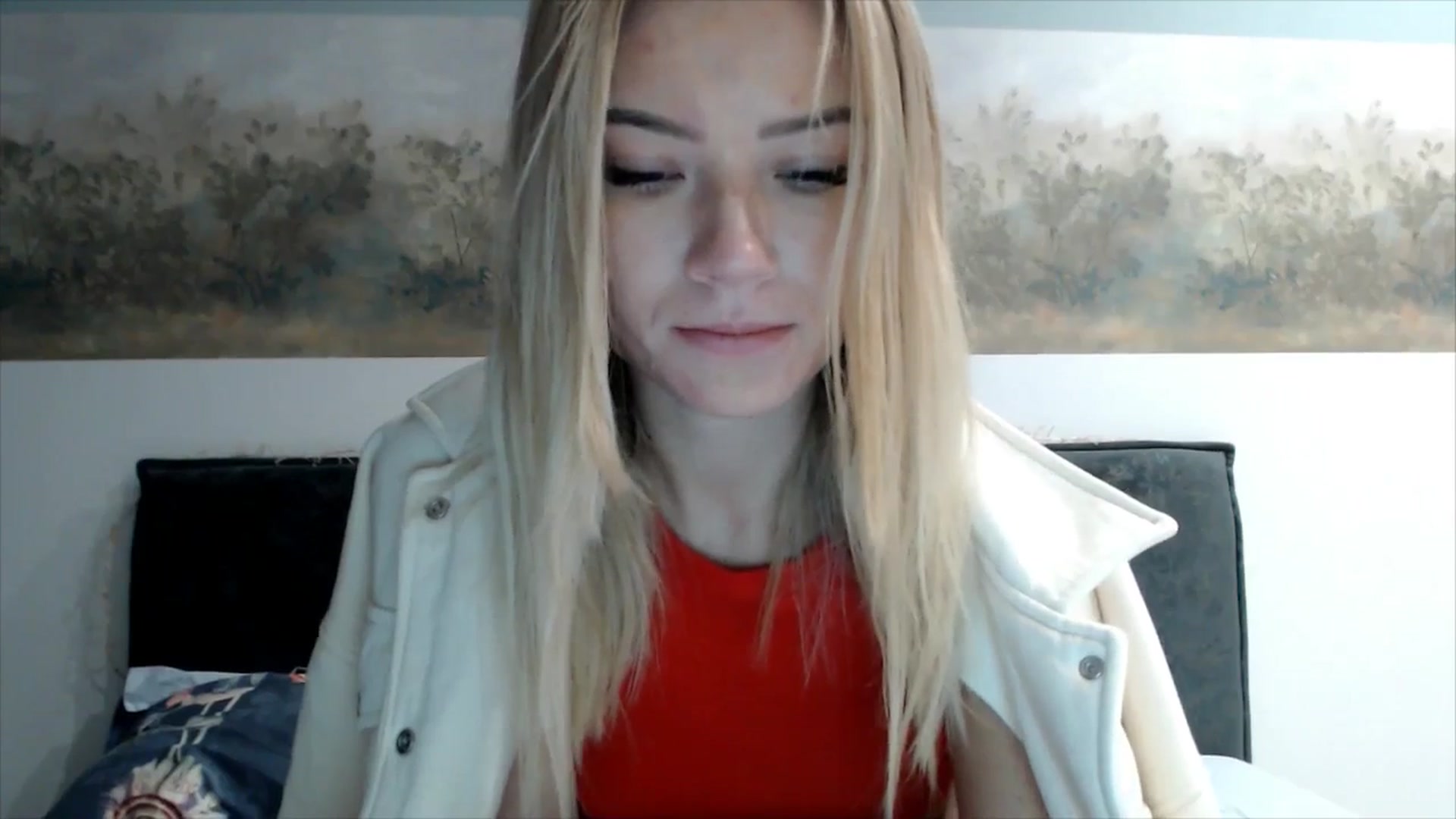Gallery image thumbnail from fiancee's myfreecams stream on, 10/10/2025, 02:33 image 9 of 20