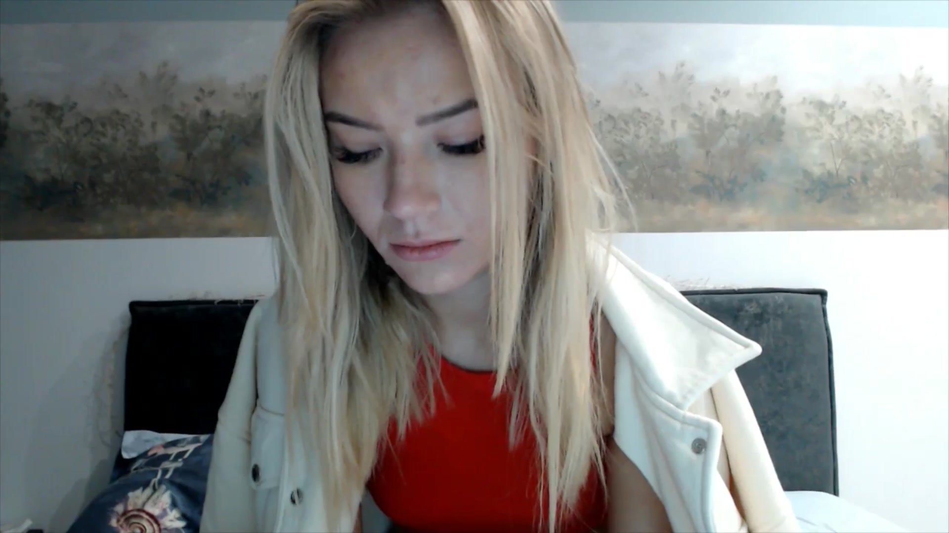 Gallery image thumbnail from fiancee's myfreecams stream on, 10/10/2025, 02:33 image 4 of 20