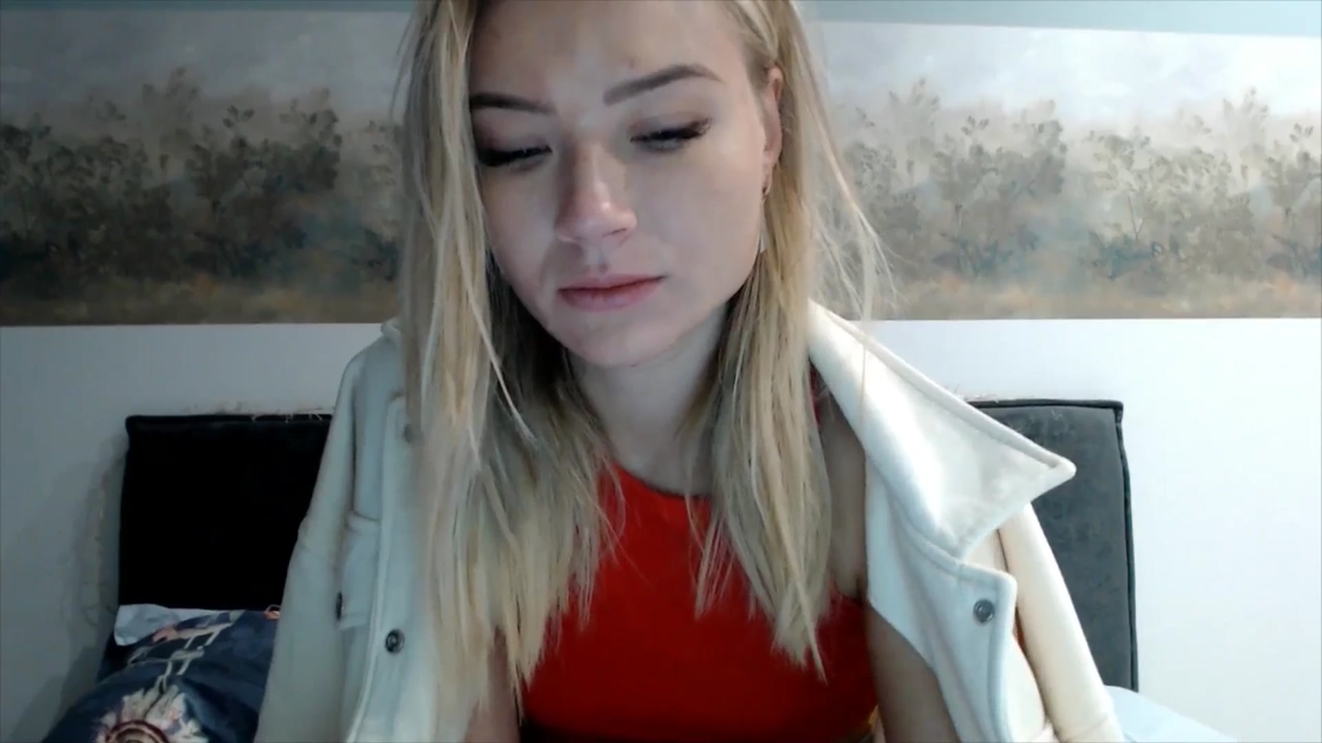 Gallery image thumbnail from fiancee's myfreecams stream on, 10/10/2025, 02:33 image 7 of 20