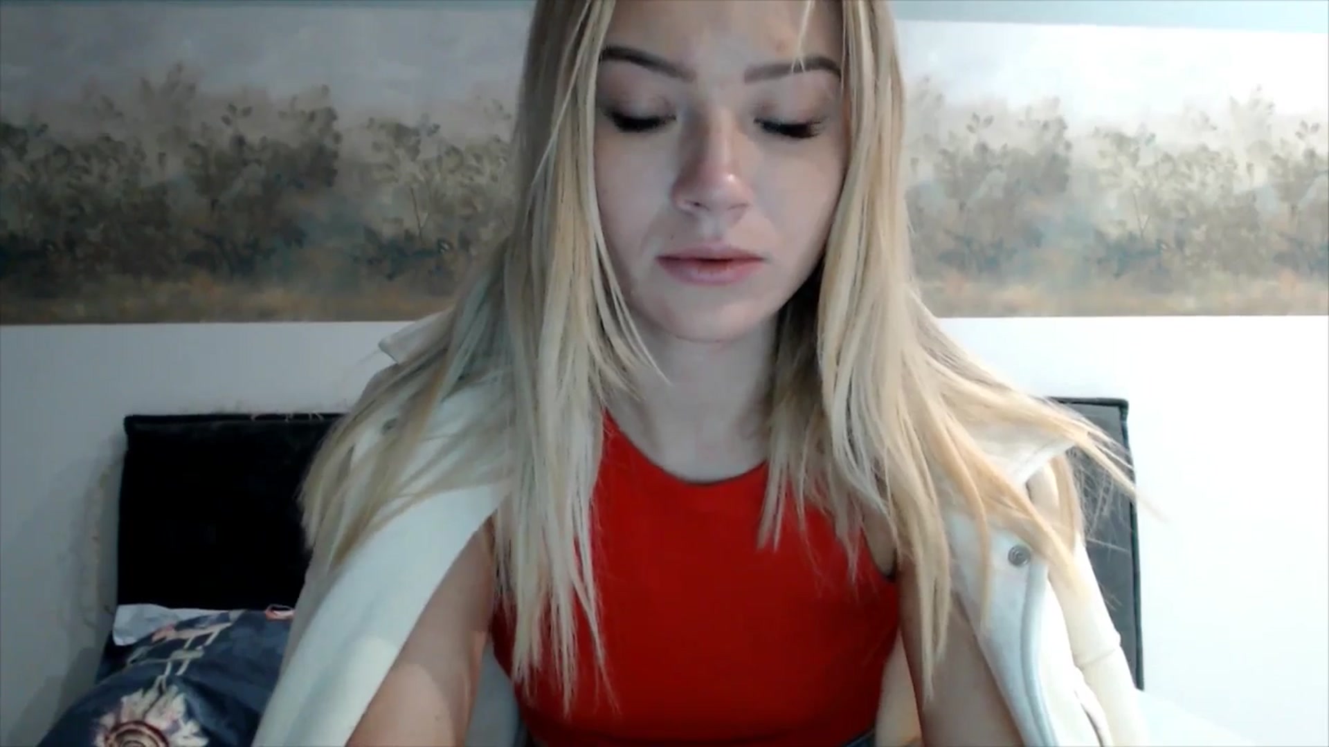 Gallery image thumbnail from fiancee's myfreecams stream on, 10/10/2025, 02:33 image 14 of 20