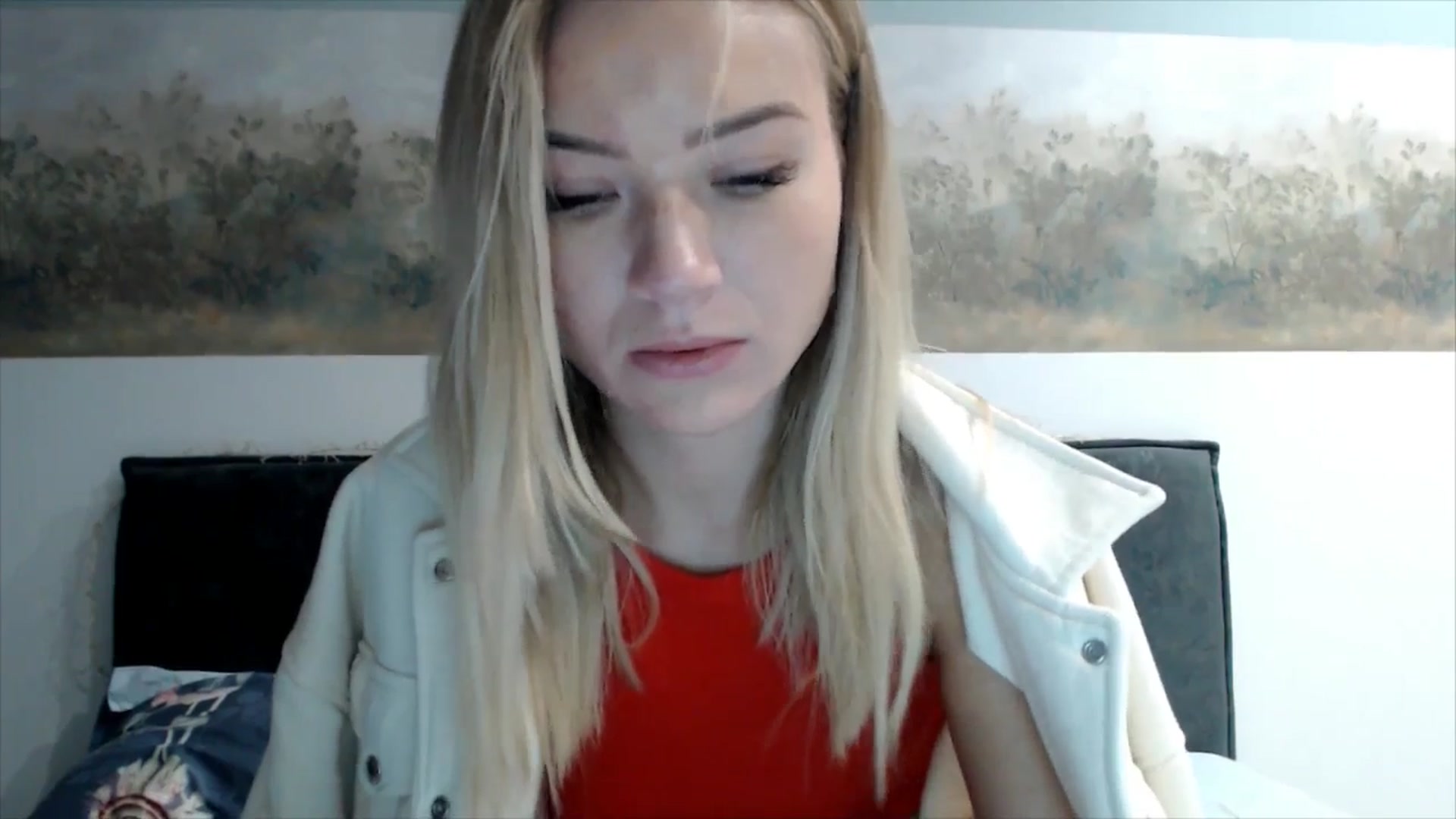 Gallery image thumbnail from fiancee's myfreecams stream on, 10/10/2025, 02:33 image 19 of 20