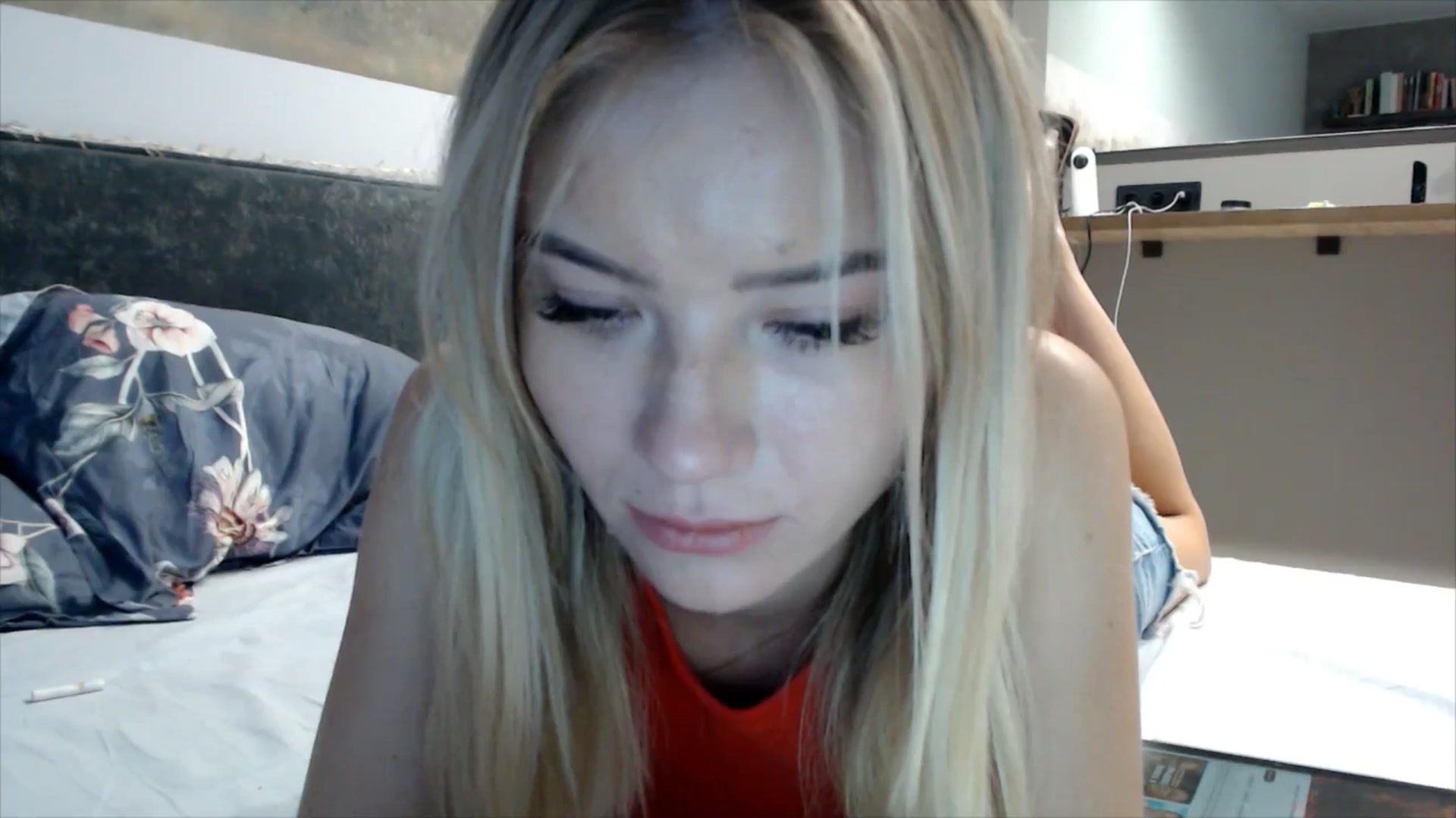 Gallery image thumbnail from fiancee's myfreecams stream on, 10/10/2025, 04:47 image 2 of 20