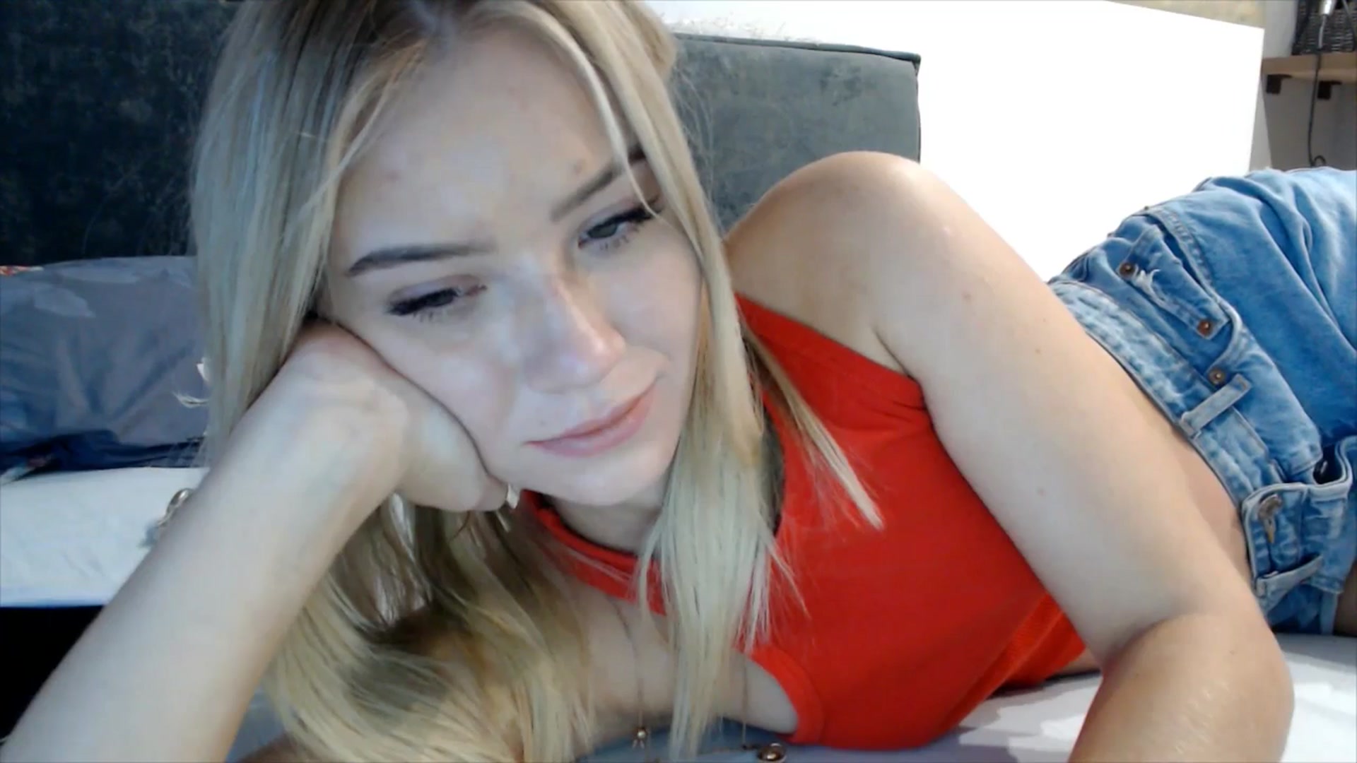 Gallery image thumbnail from fiancee's myfreecams stream on, 10/10/2025, 04:47 image 15 of 20