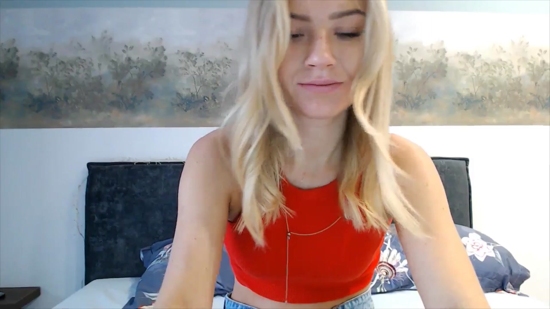 Gallery image thumbnail from fiancee's myfreecams stream on, 10/12/2025, 04:30 image 10 of 20