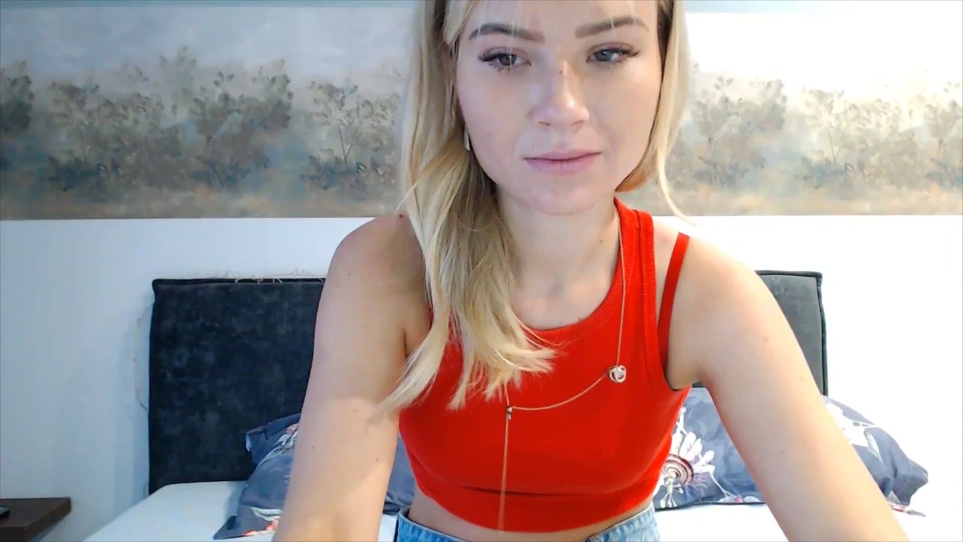Gallery image thumbnail from fiancee's myfreecams stream on, 10/12/2025, 04:30 image 2 of 20