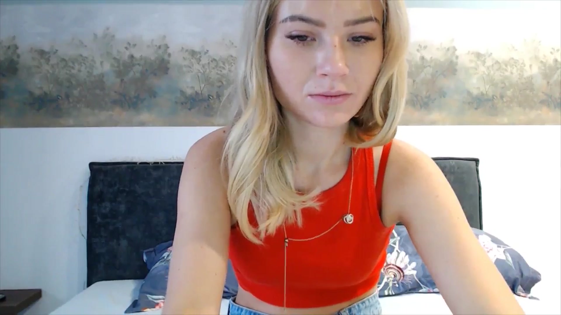 Gallery image thumbnail from fiancee's myfreecams stream on, 10/12/2025, 04:30 image 7 of 20
