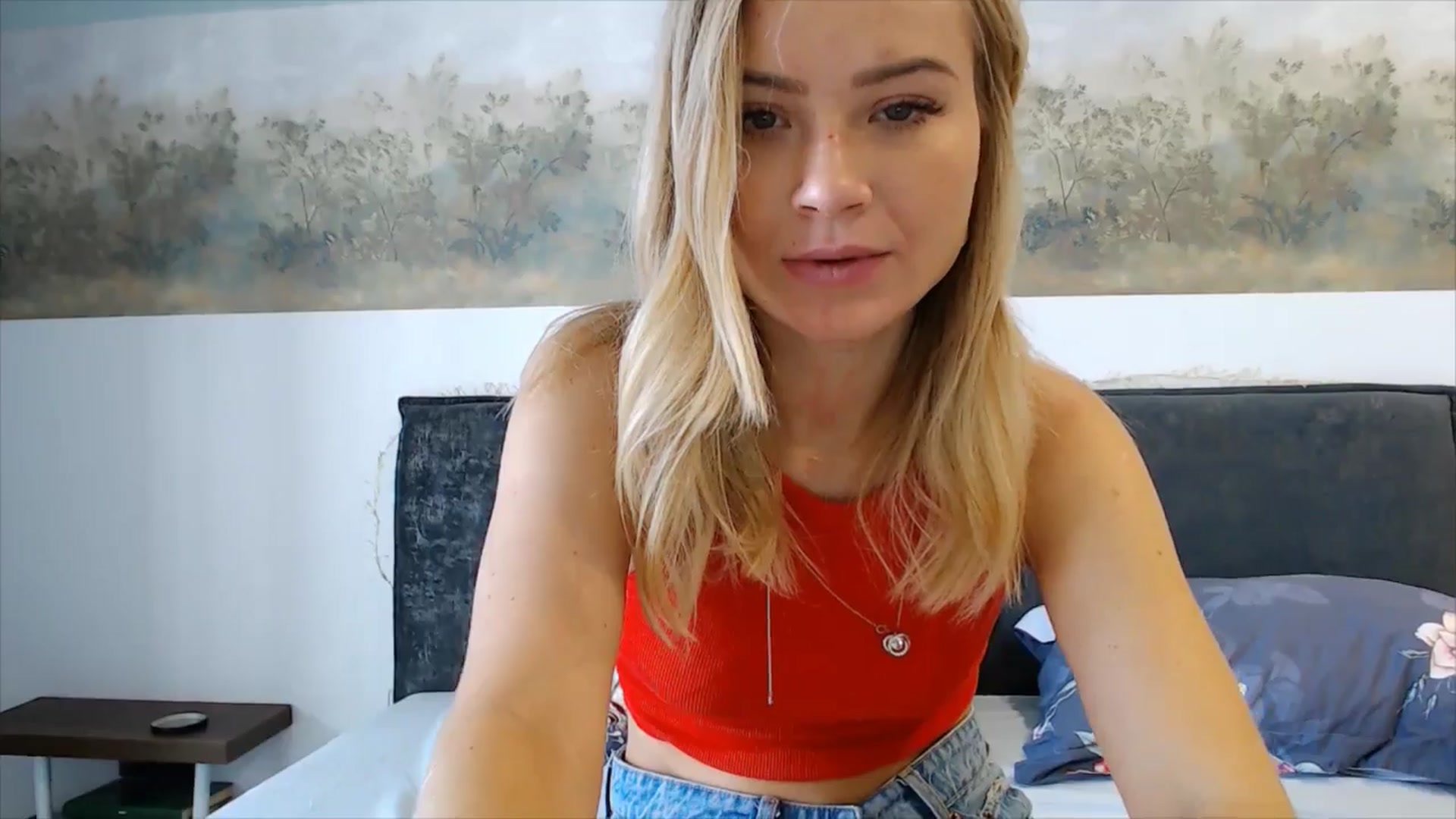 Gallery image thumbnail from fiancee's myfreecams stream on, 10/12/2025, 05:27 image 16 of 20