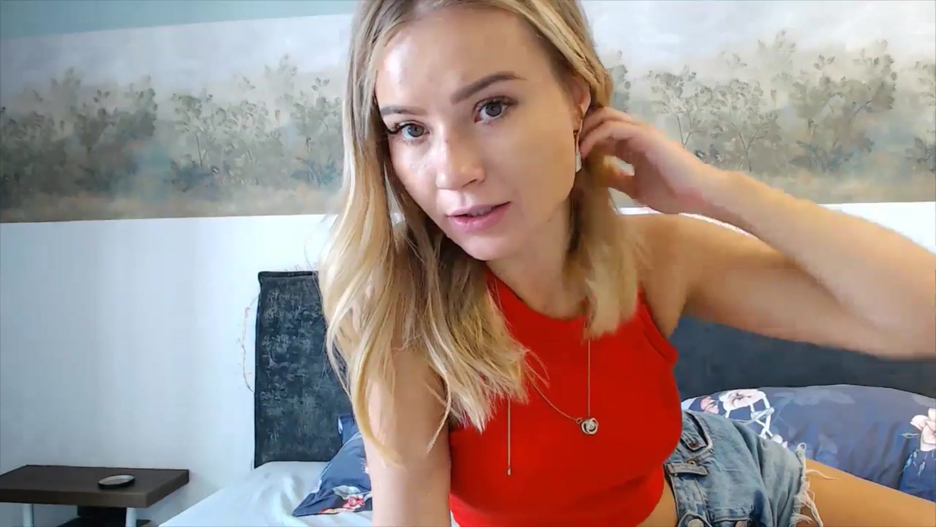 Gallery image thumbnail from fiancee's myfreecams stream on, 10/12/2025, 05:27 image 19 of 20