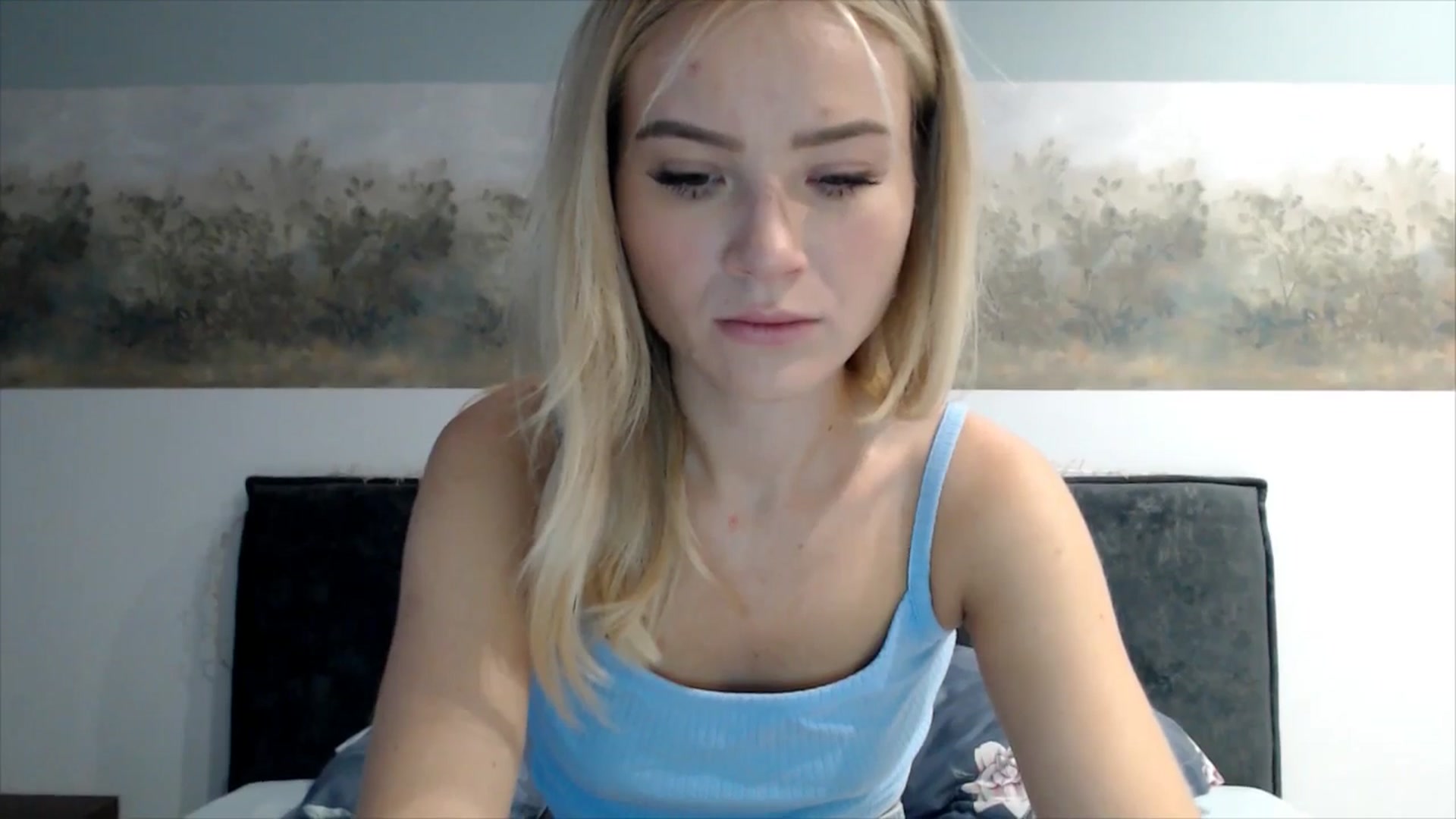 Gallery image thumbnail from fiancee's myfreecams stream on, 10/13/2025, 04:53 image 7 of 20