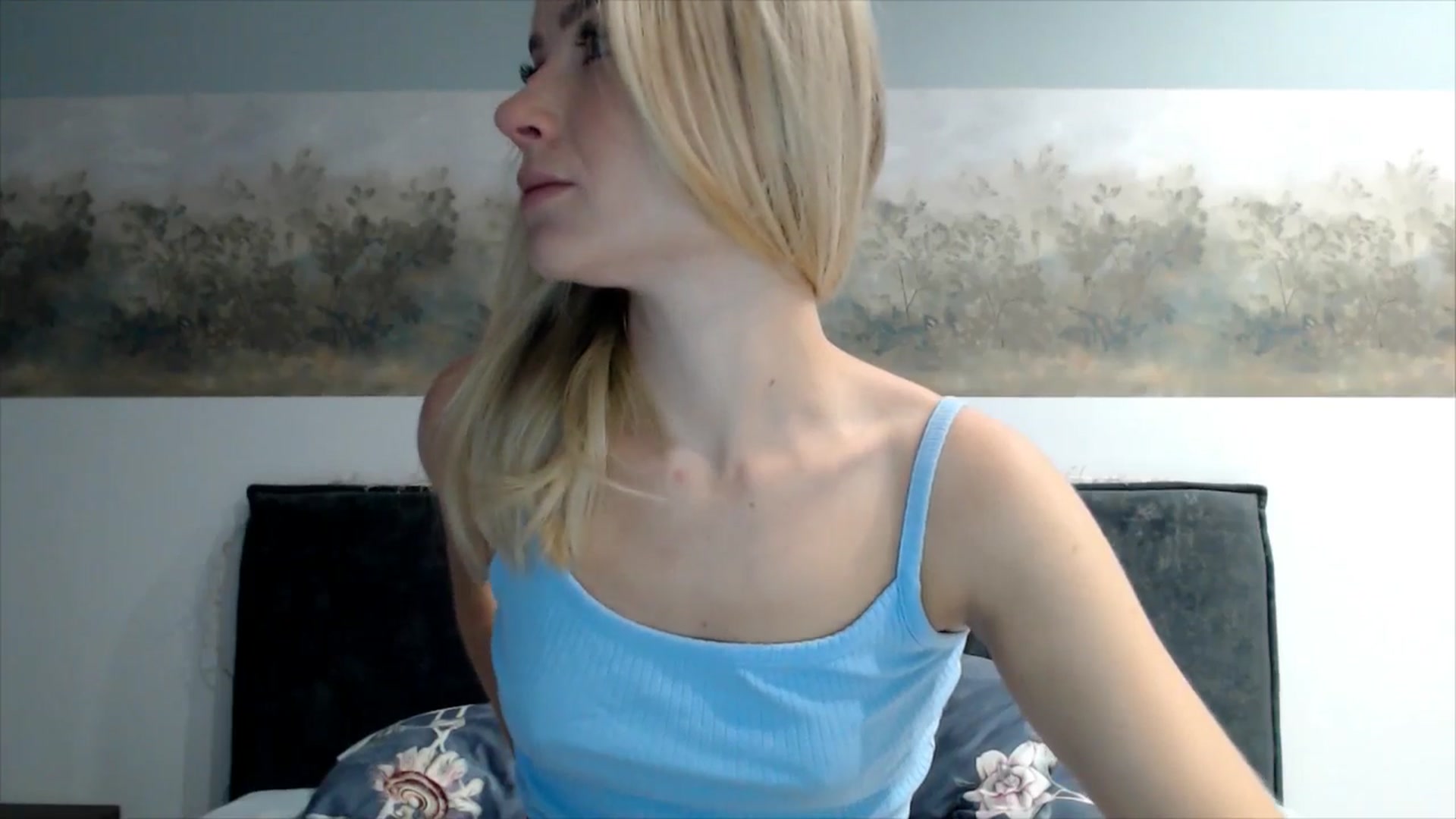Gallery image thumbnail from fiancee's myfreecams stream on, 10/13/2025, 04:53 image 4 of 20