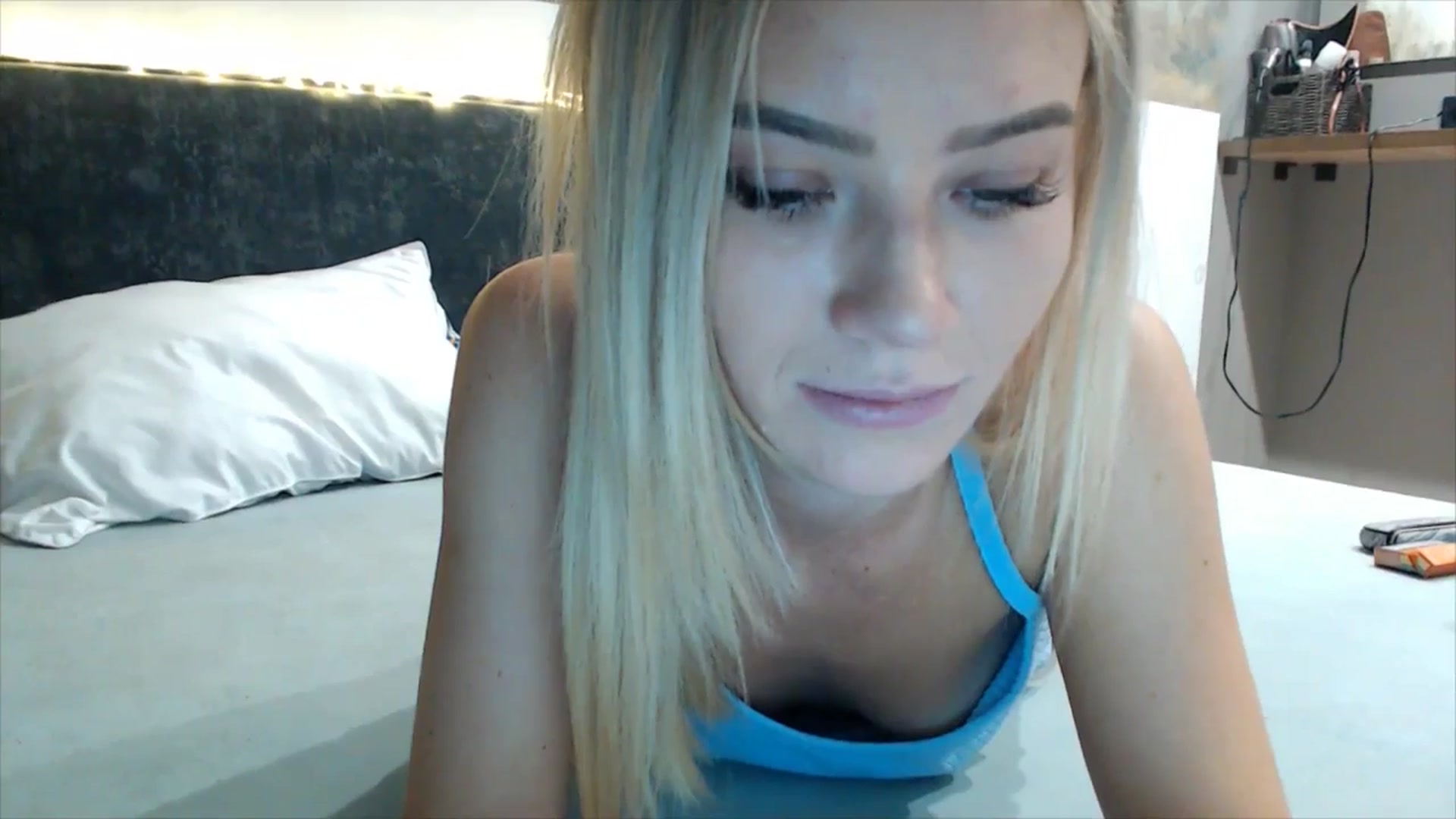 Gallery image thumbnail from fiancee's myfreecams stream on, 10/15/2025, 02:16 image 20 of 20