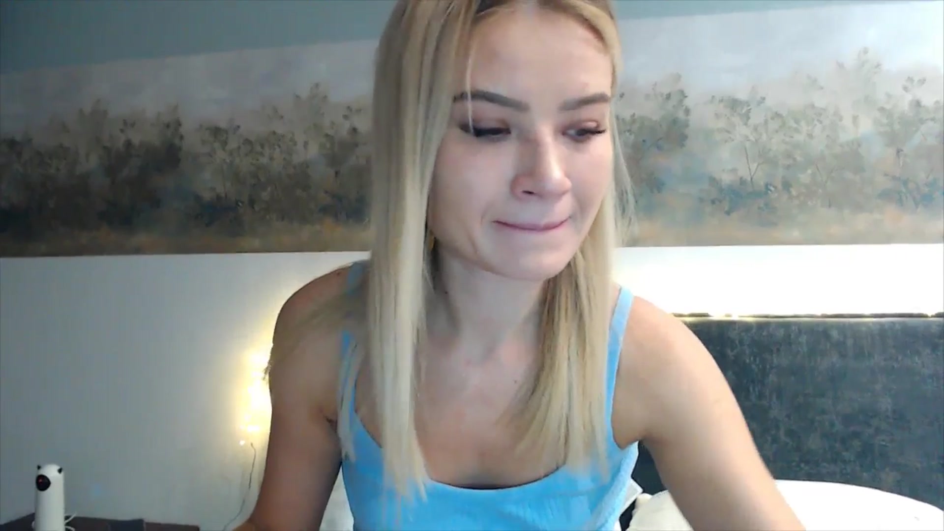 Gallery image thumbnail from fiancee's myfreecams stream on, 10/15/2025, 02:16 image 7 of 20
