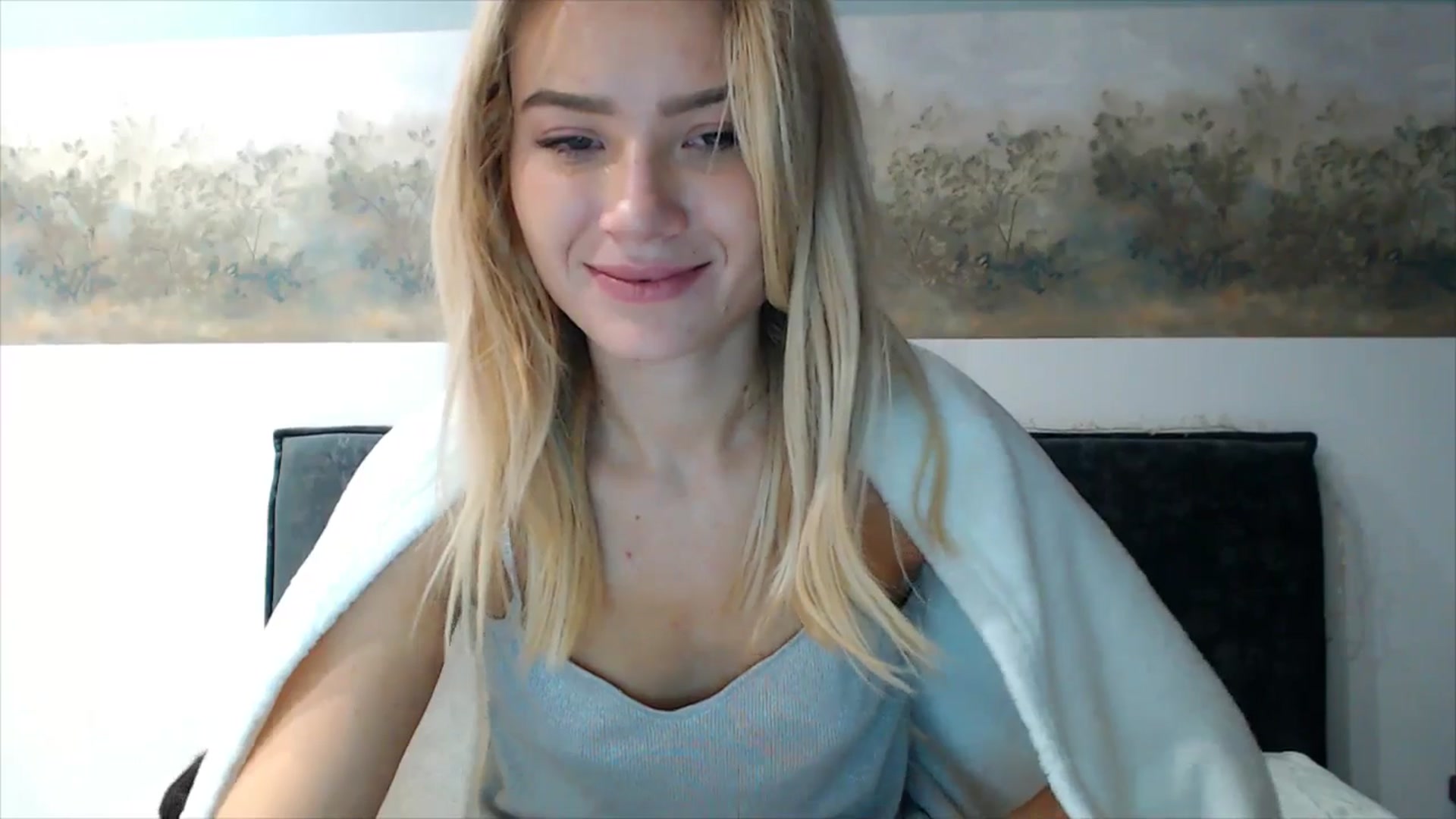 Gallery image thumbnail from fiancee's myfreecams stream on, 10/22/2025, 03:40 image 20 of 20