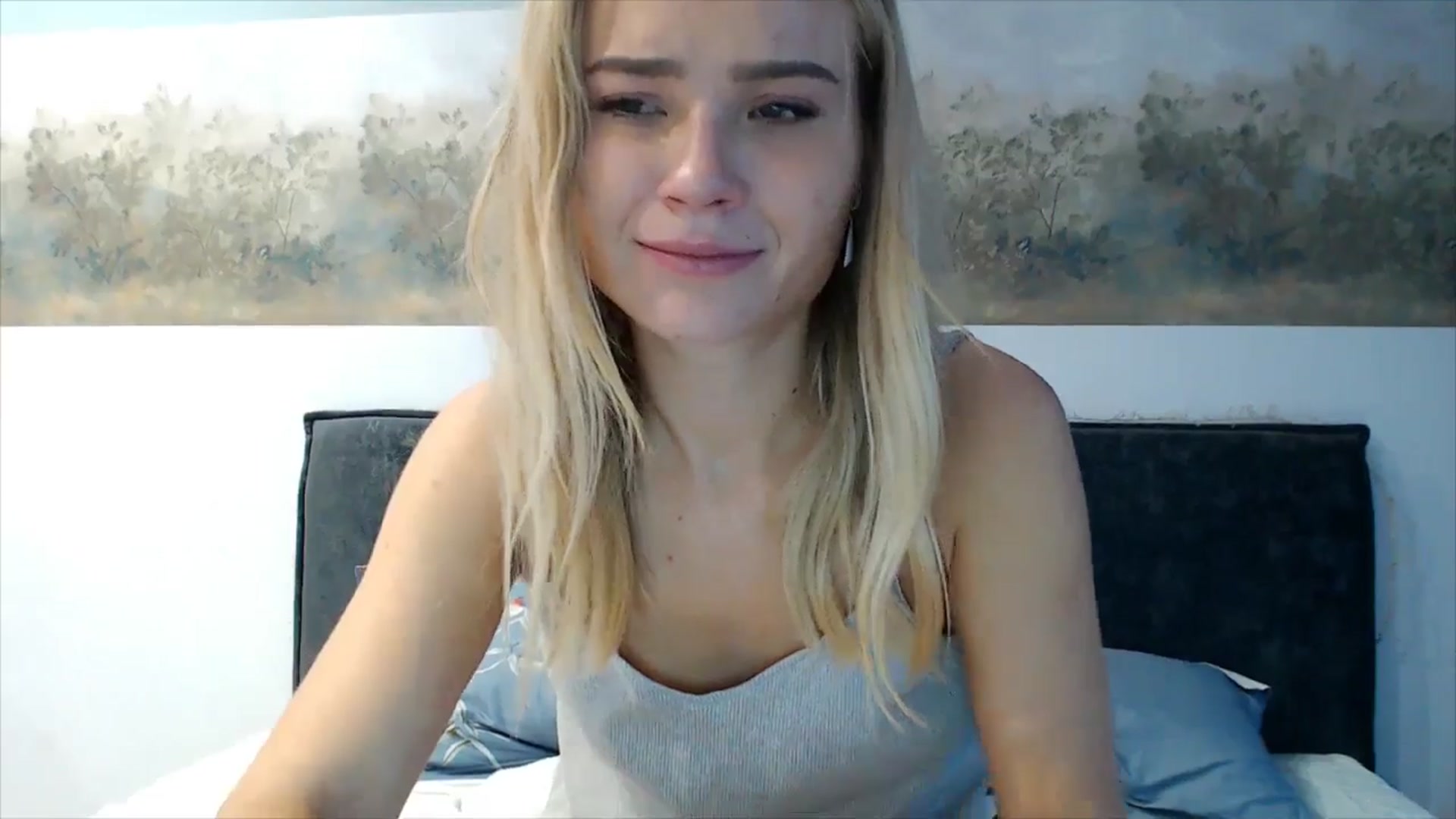 Gallery image thumbnail from fiancee's myfreecams stream on, 10/22/2025, 04:30 image 15 of 20