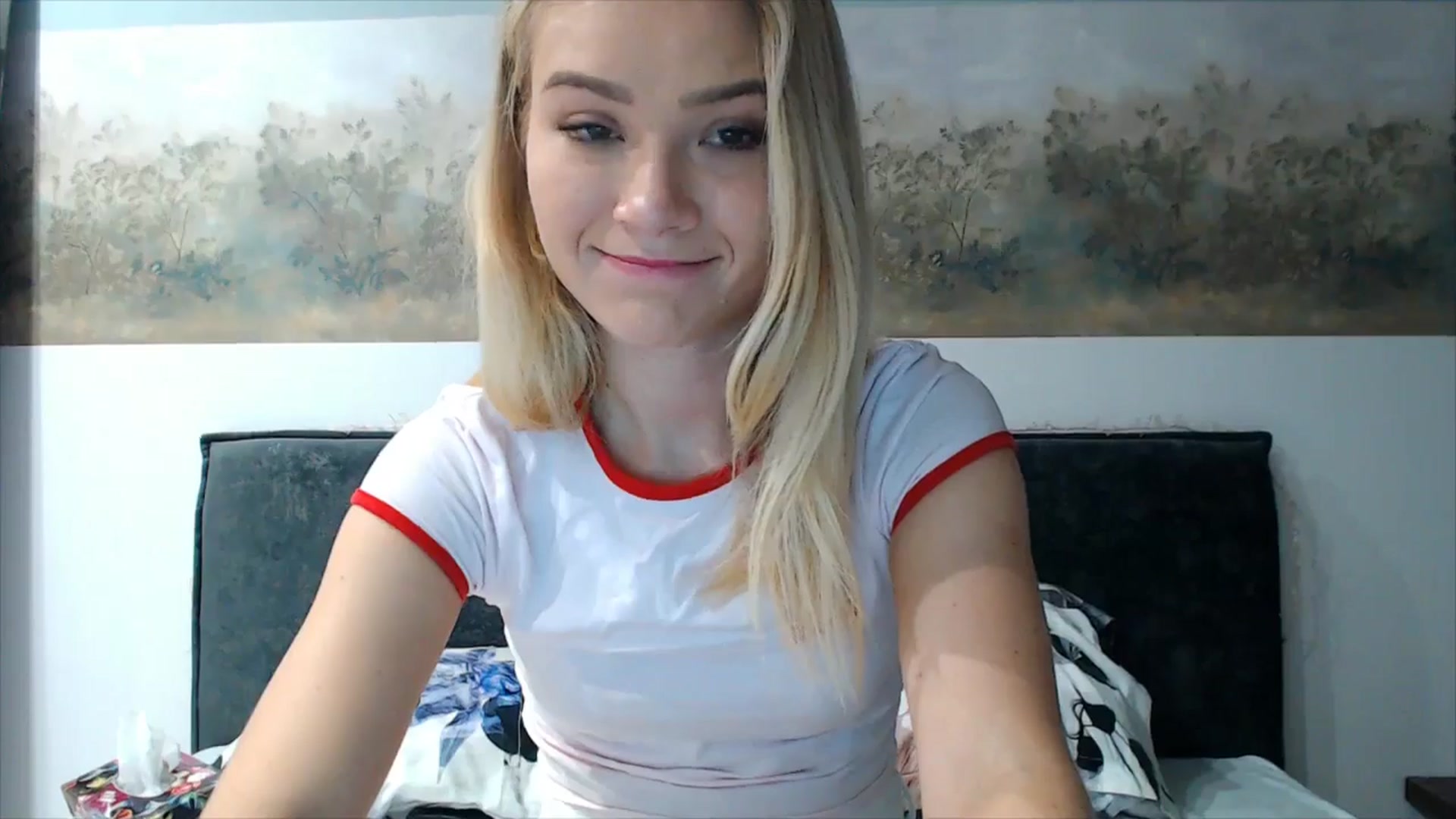 Gallery image thumbnail from fiancee's myfreecams stream on, 10/27/2025, 24:33 image 5 of 20