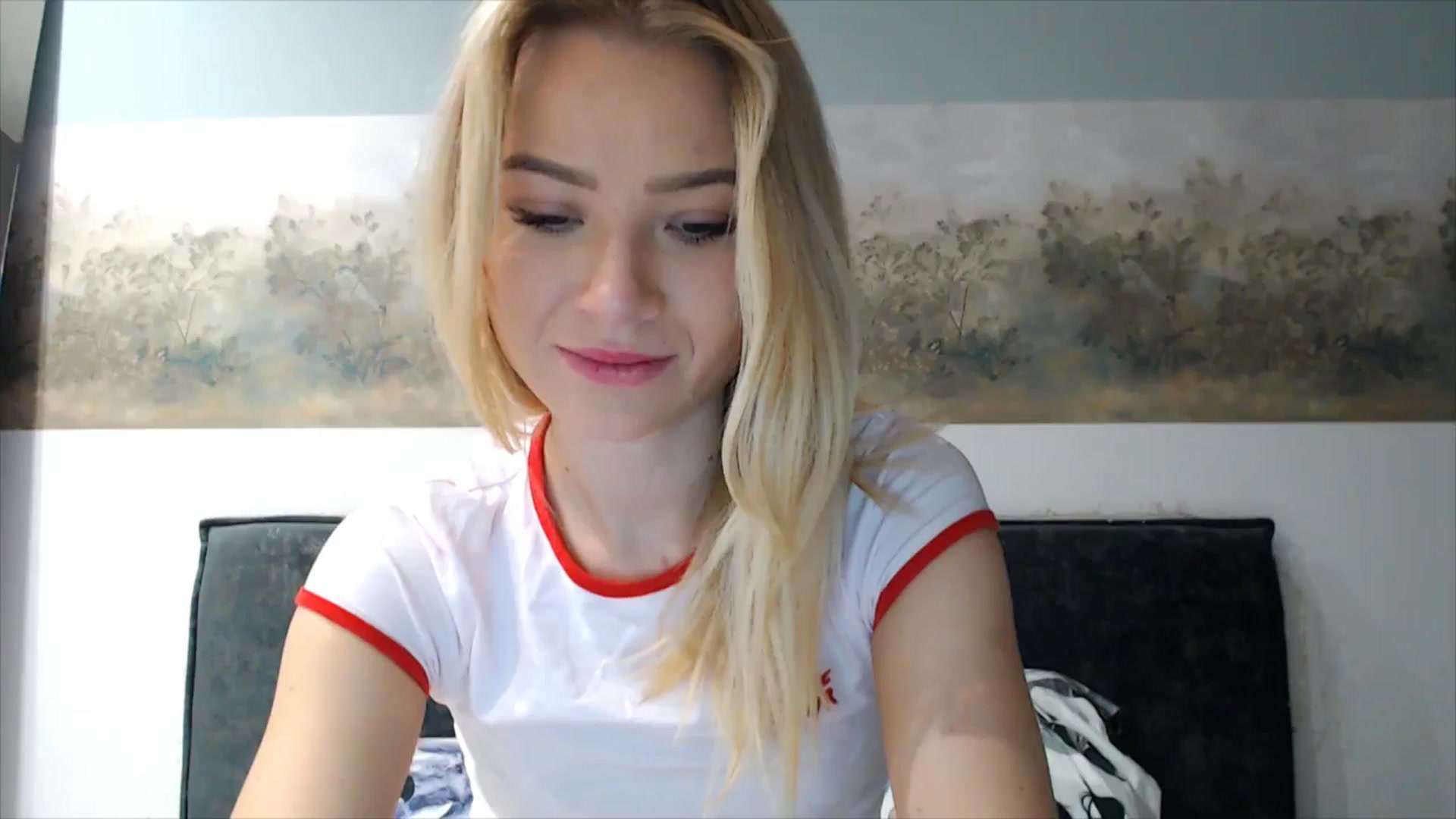 Gallery image thumbnail from fiancee's myfreecams stream on, 10/27/2025, 24:33 image 1 of 20
