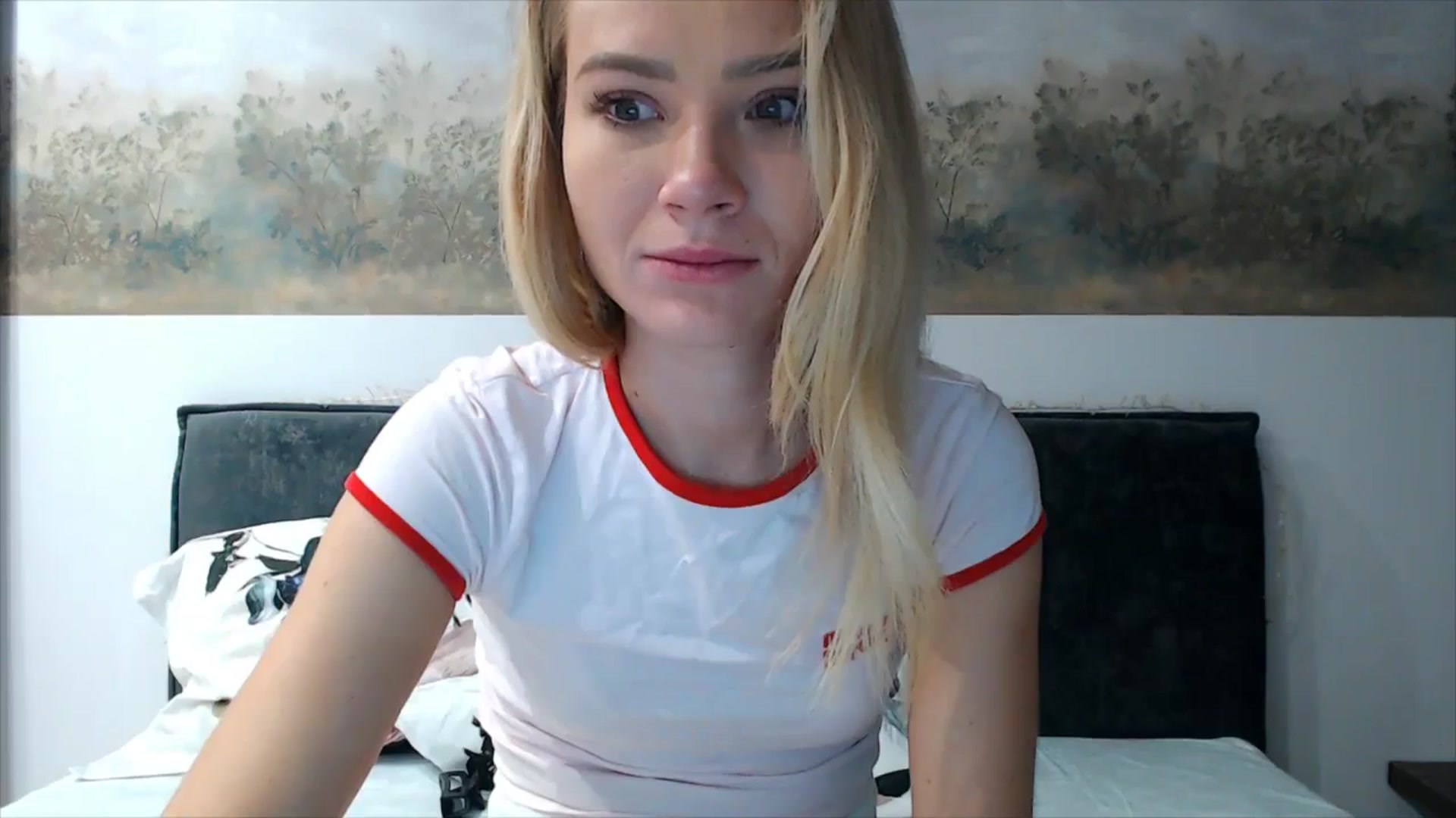 Gallery image thumbnail from fiancee's myfreecams stream on, 10/27/2025, 02:01 image 3 of 20