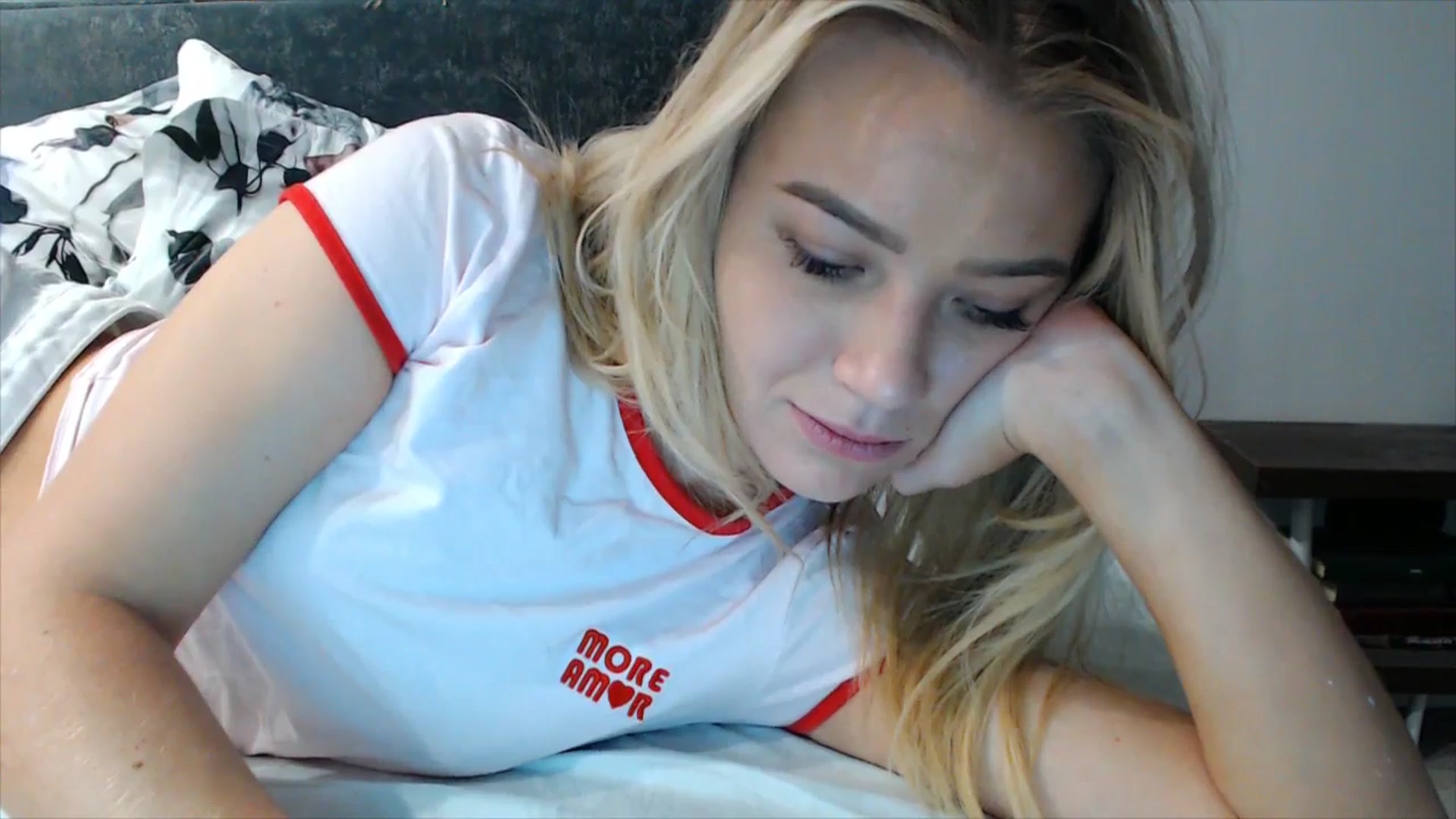 Gallery image thumbnail from fiancee's myfreecams stream on, 10/27/2025, 04:42 image 9 of 20