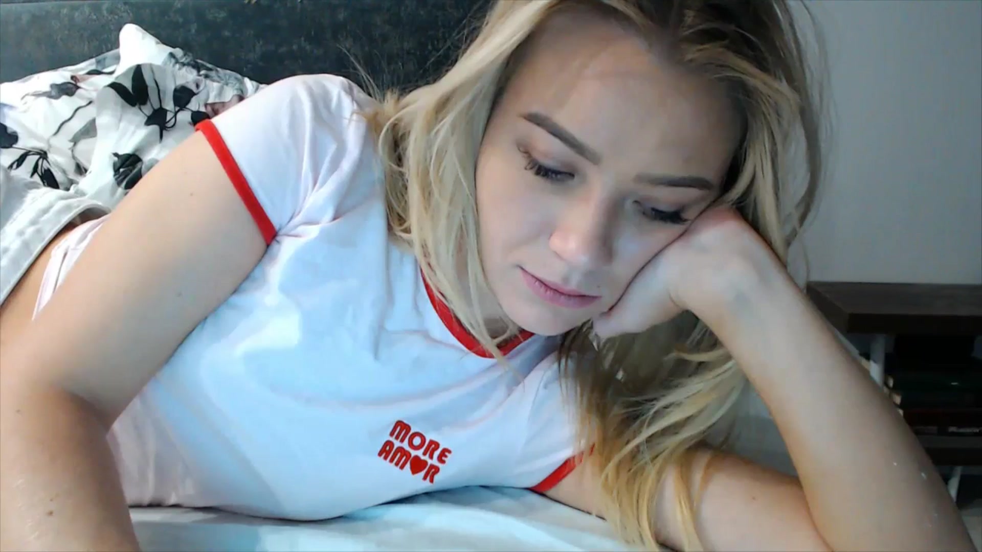 Gallery image thumbnail from fiancee's myfreecams stream on, 10/27/2025, 04:42 image 8 of 20