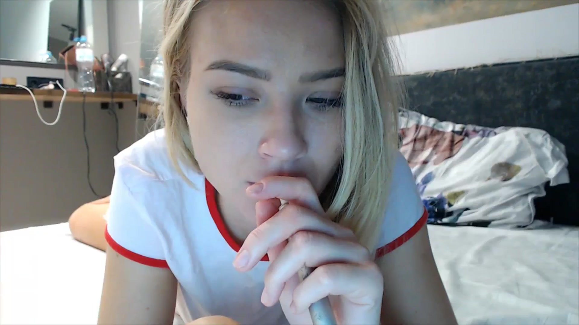 Gallery image thumbnail from fiancee's myfreecams stream on, 10/27/2025, 04:42 image 19 of 20