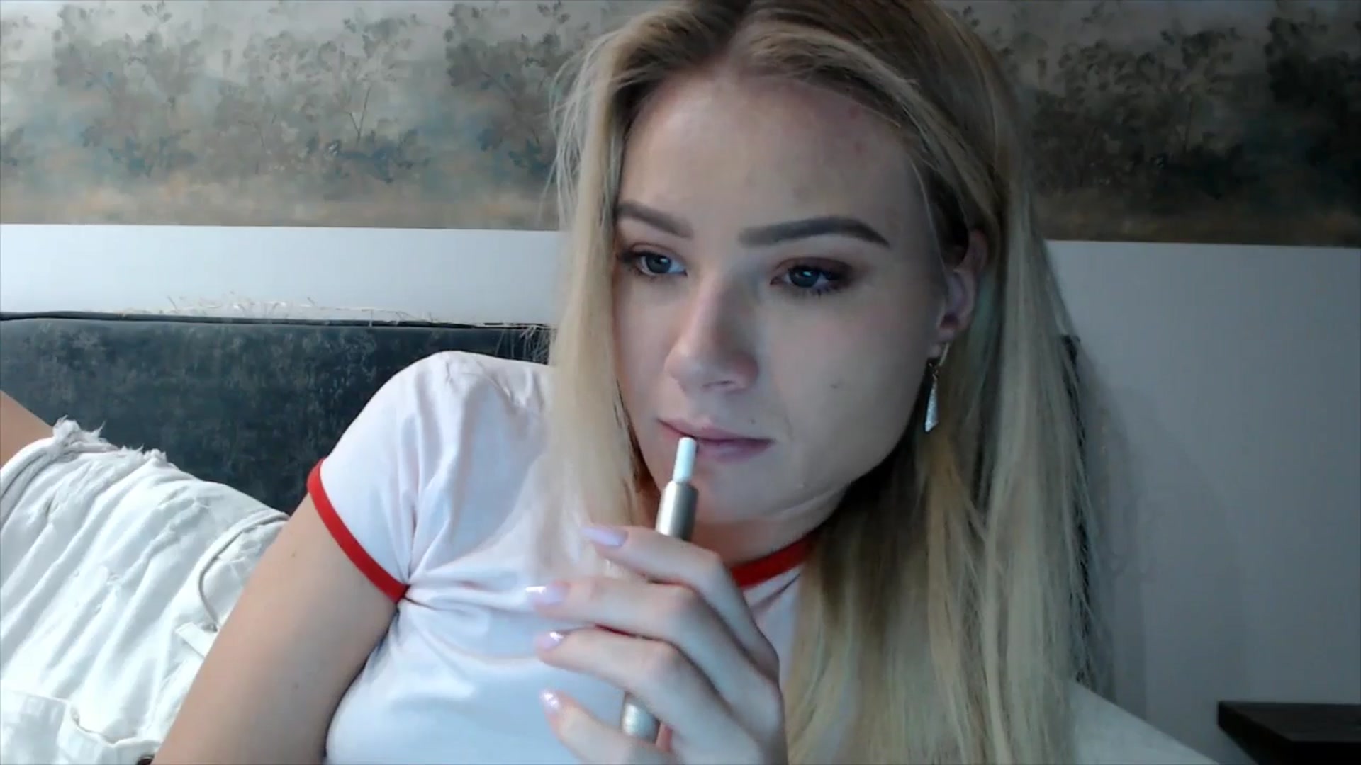 Gallery image thumbnail from fiancee's myfreecams stream on, 10/28/2025, 02:37 image 8 of 20