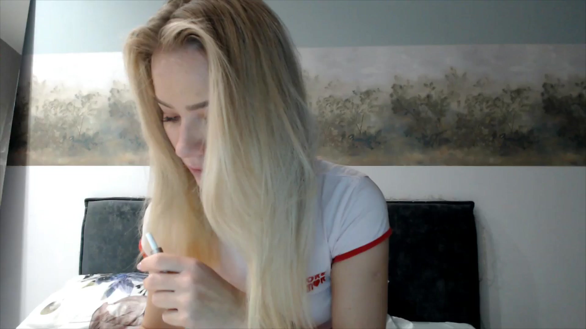 Gallery image thumbnail from fiancee's myfreecams stream on, 10/28/2025, 02:37 image 1 of 20