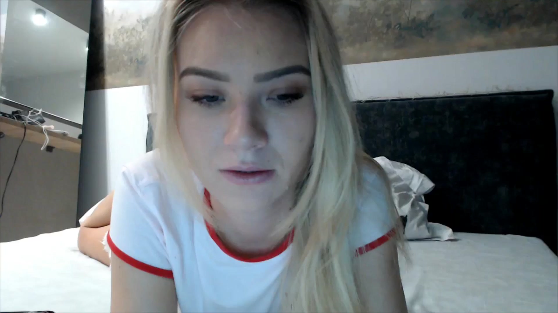 Gallery image thumbnail from fiancee's myfreecams stream on, 10/28/2025, 02:37 image 13 of 20