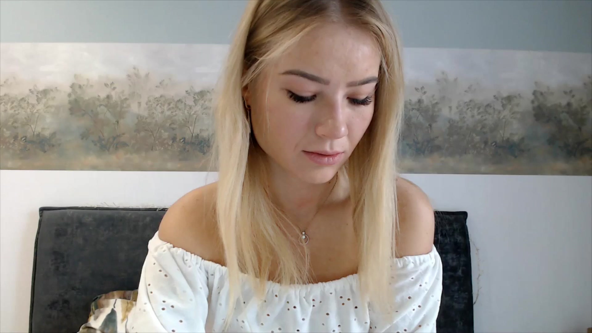 Gallery image thumbnail from fiancee's myfreecams stream on, 11/01/2025, 07:08 image 20 of 20