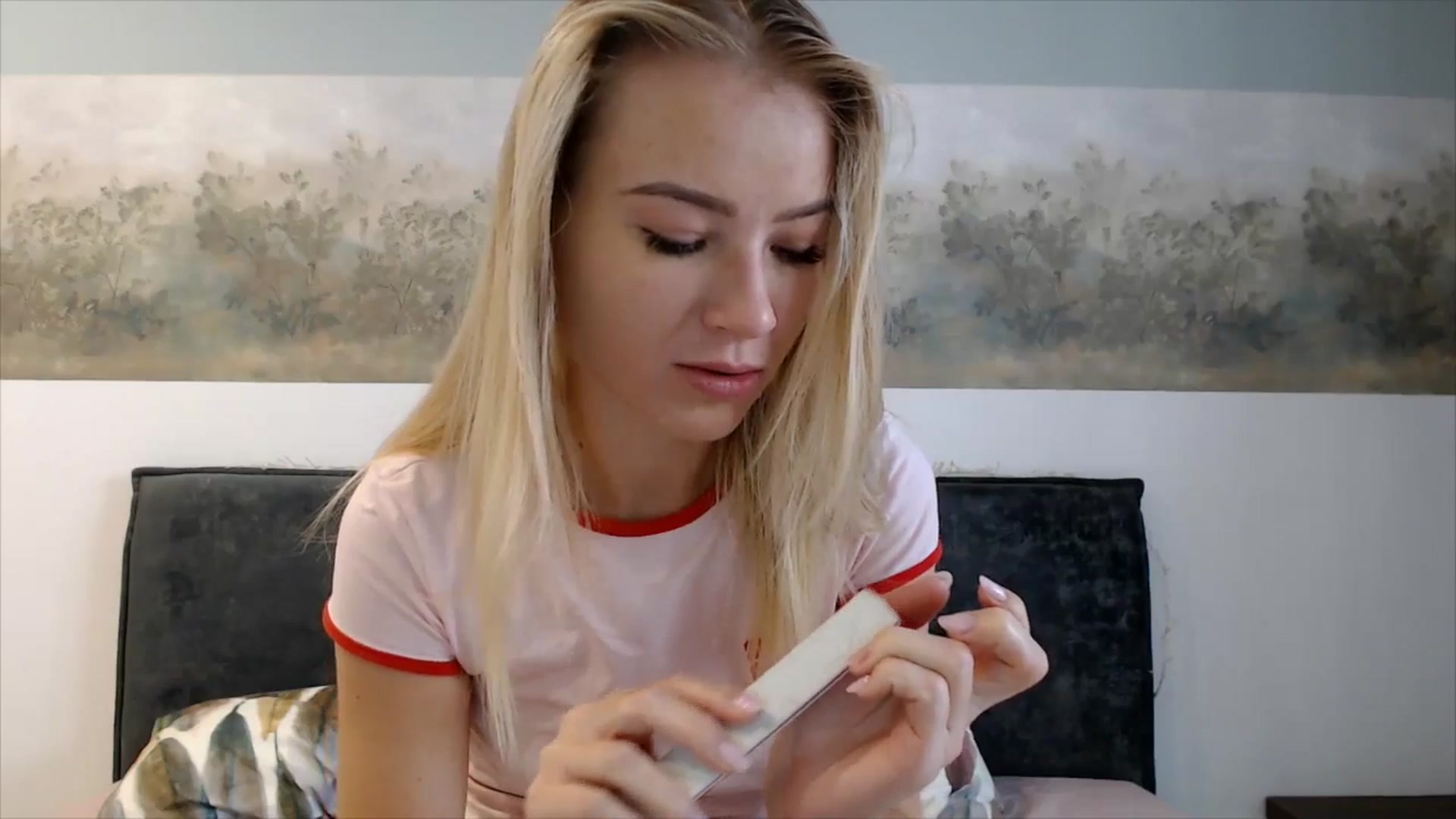 Gallery image thumbnail from fiancee's myfreecams stream on, 11/04/2025, 06:26 image 11 of 20