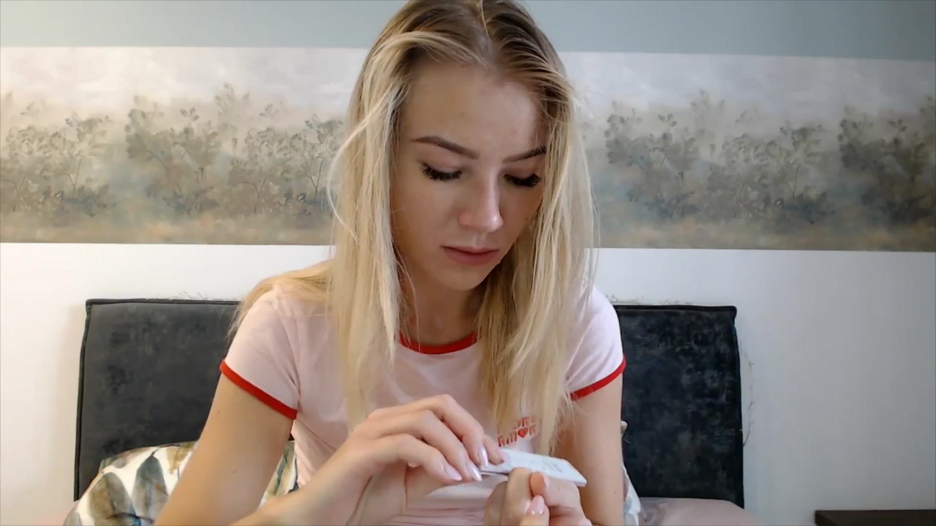 Gallery image thumbnail from fiancee's myfreecams stream on, 11/04/2025, 06:26 image 13 of 20