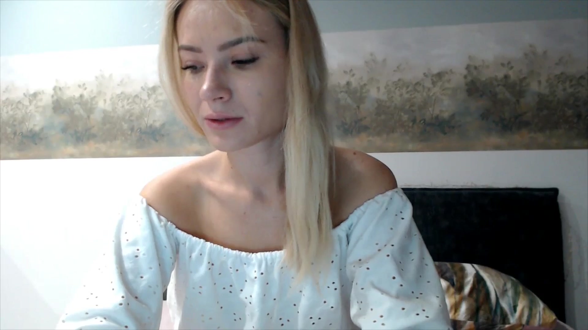 Gallery image thumbnail from fiancee's myfreecams stream on, 11/05/2025, 03:49 image 13 of 20