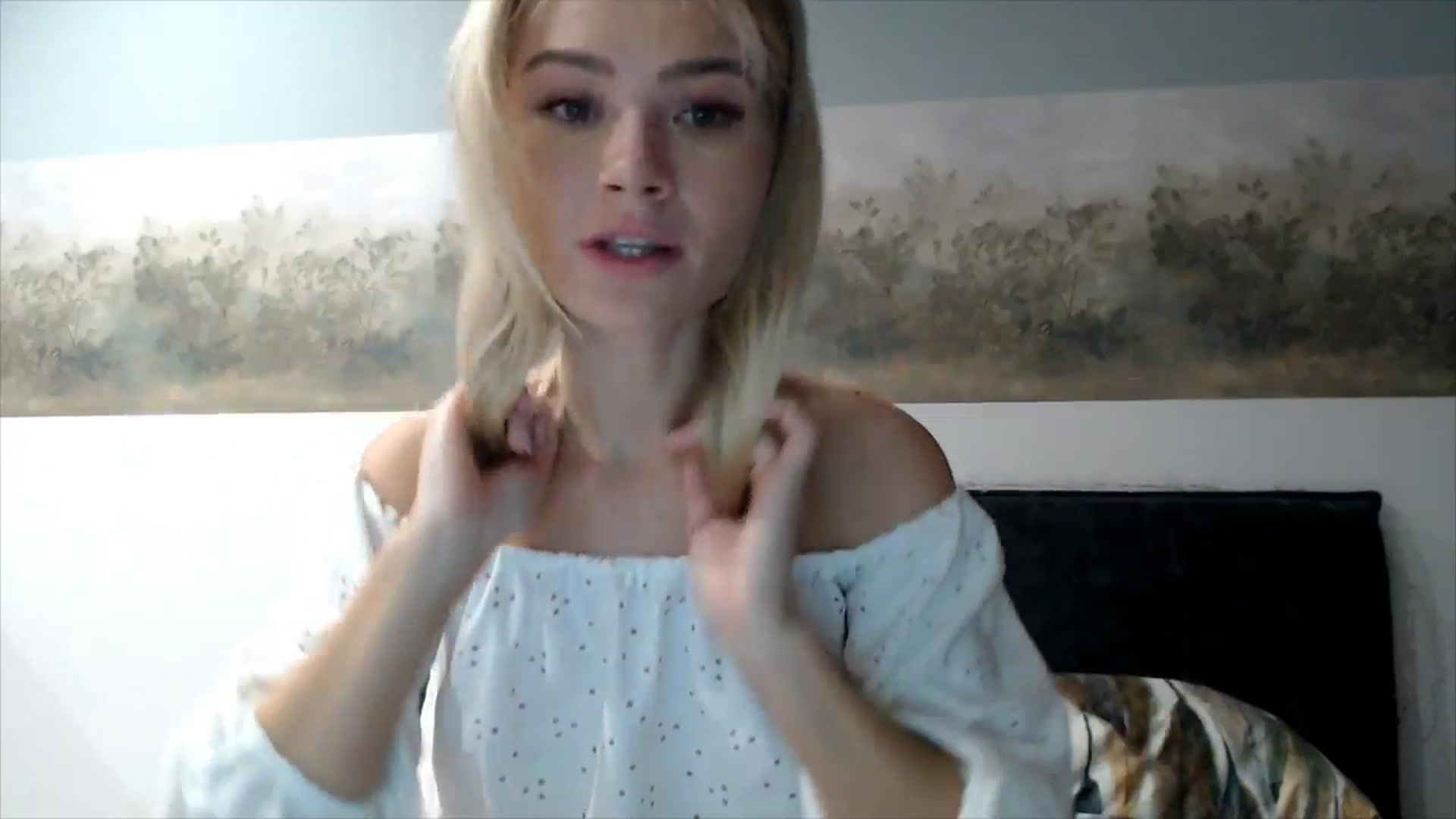 Gallery image thumbnail from fiancee's myfreecams stream on, 11/05/2025, 03:49 image 6 of 20