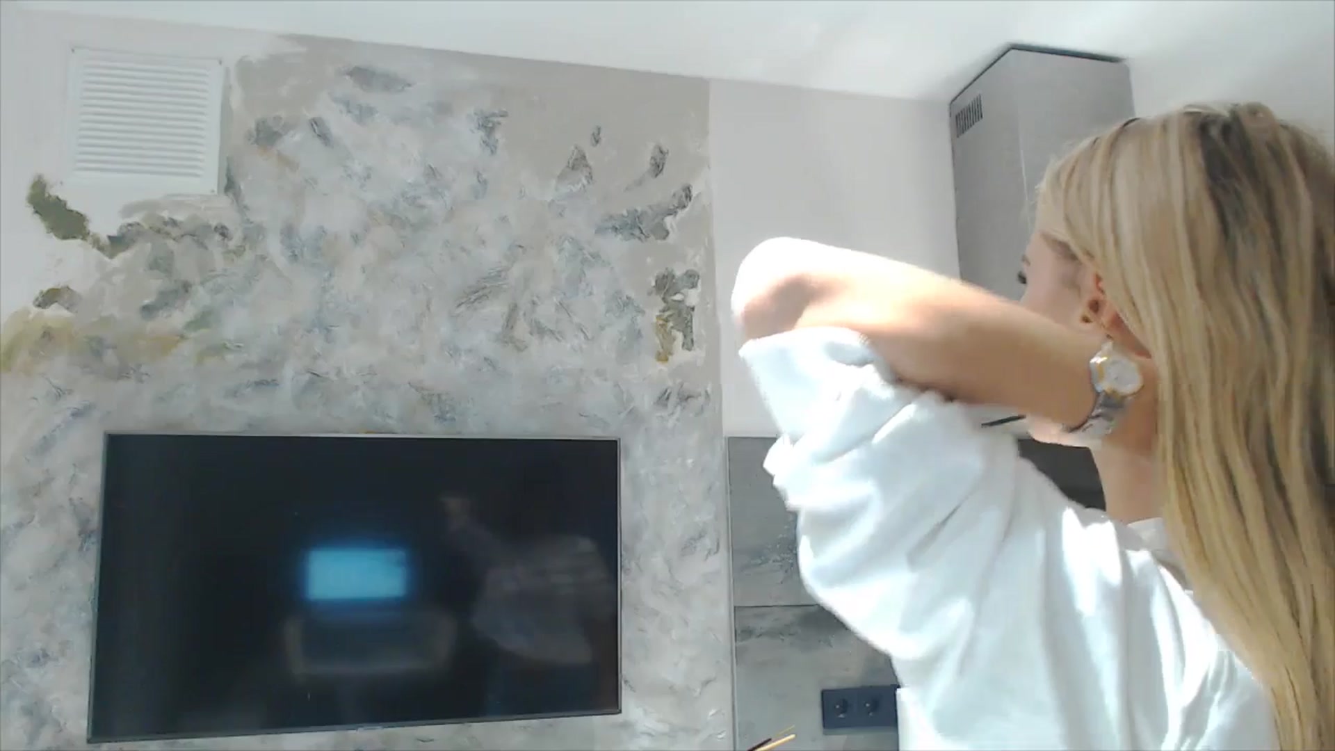 Gallery image thumbnail from fiancee's myfreecams stream on, 11/06/2025, 15:34 image 12 of 20