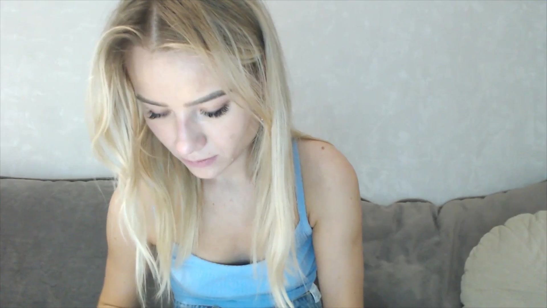 Gallery image thumbnail from fiancee's myfreecams stream on, 11/09/2025, 05:03 image 5 of 20