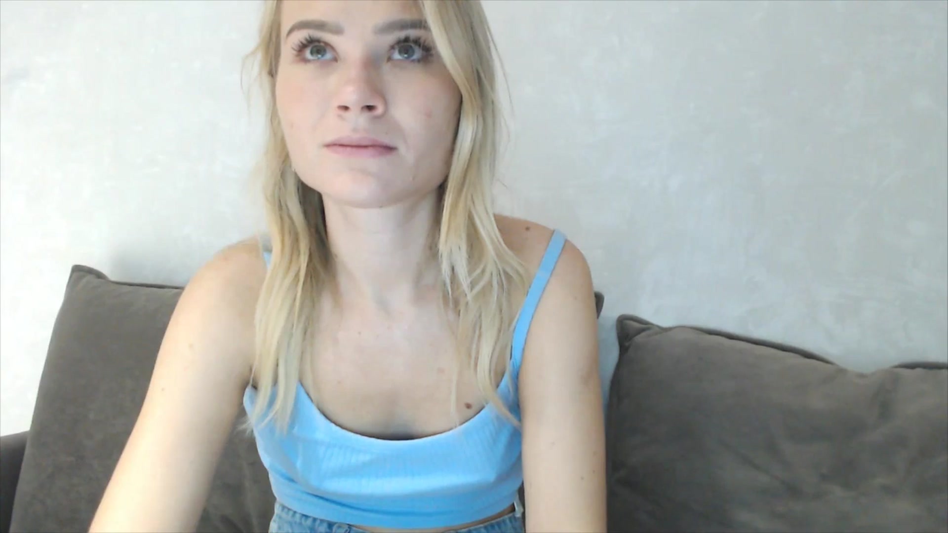Gallery image thumbnail from fiancee's myfreecams stream on, 11/09/2025, 05:03 image 14 of 20