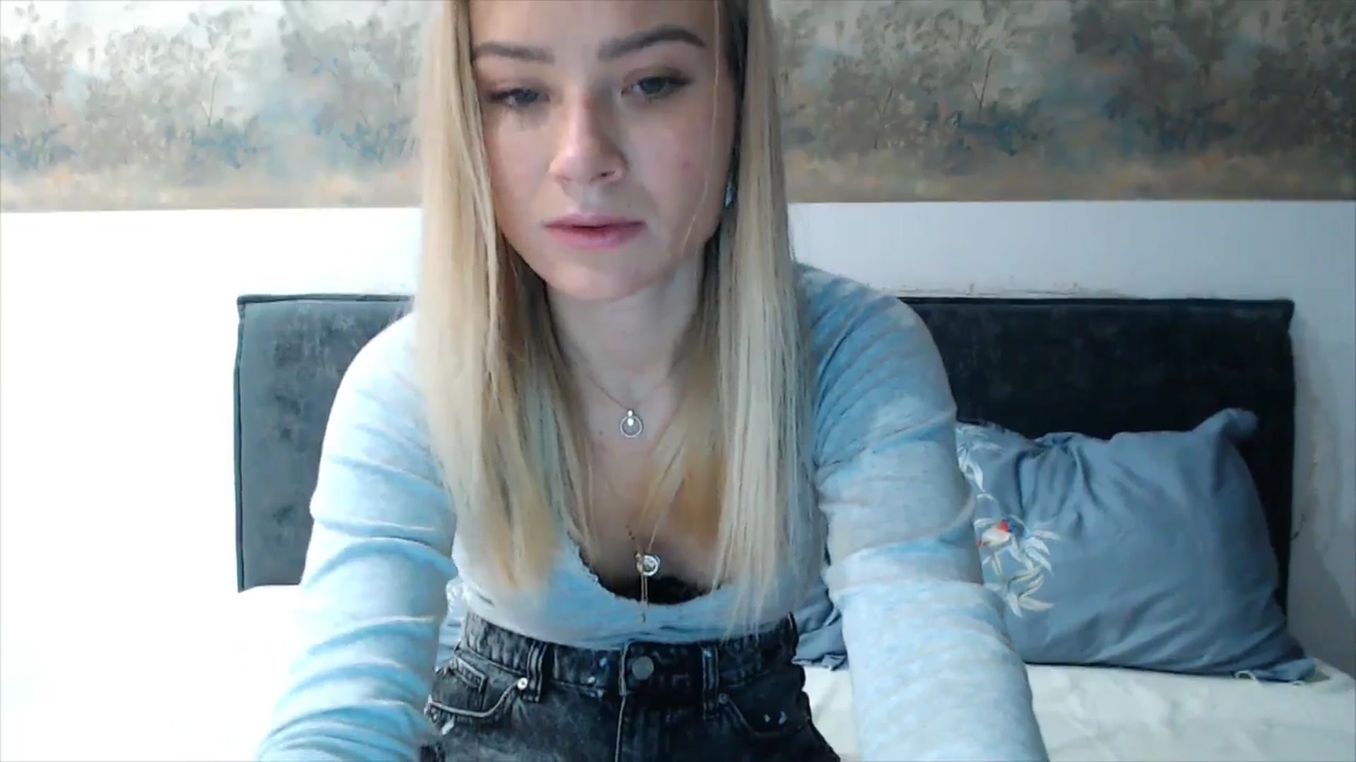 Gallery image thumbnail from fiancee's myfreecams stream on, 11/14/2025, 03:51 image 3 of 20